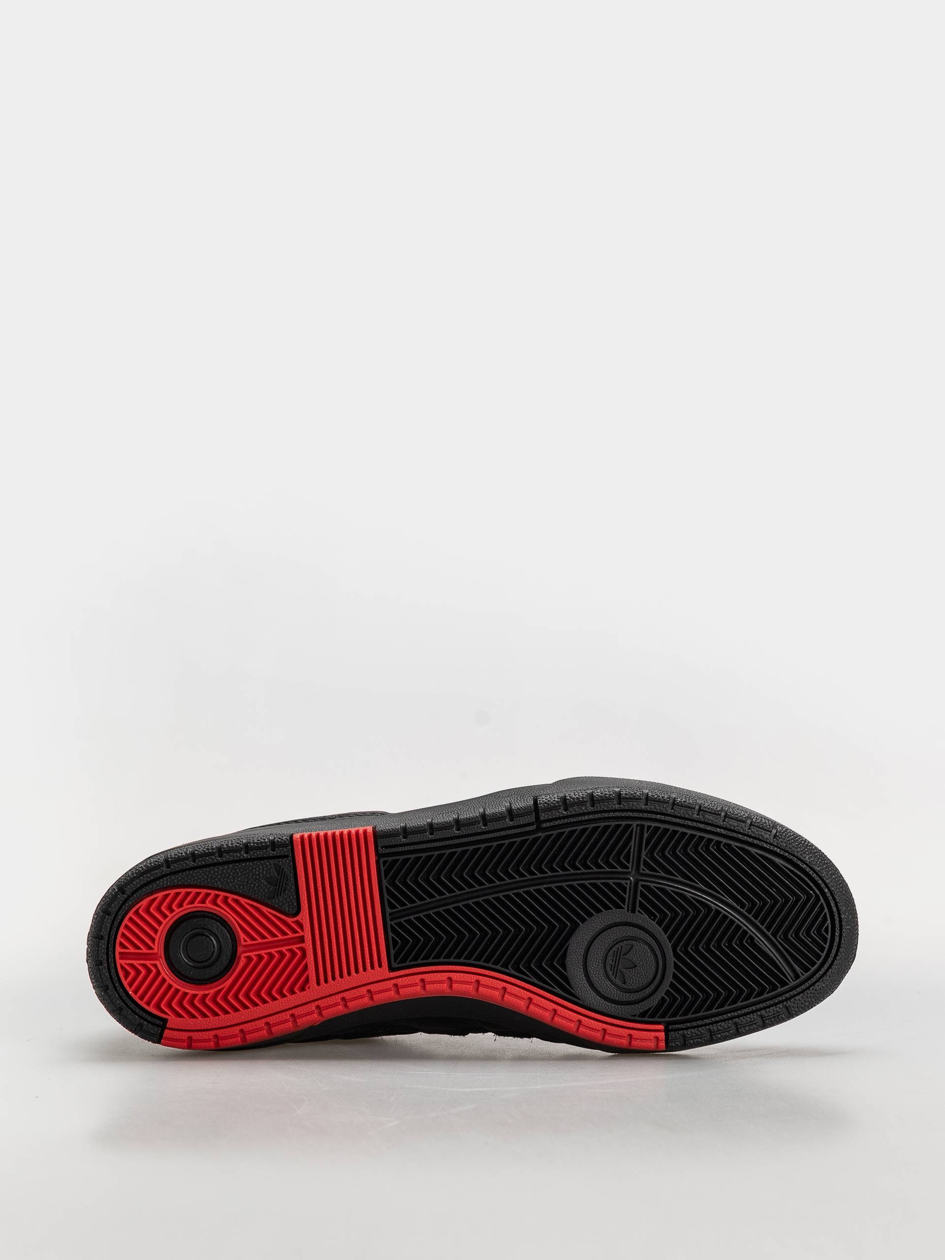 adidas Tyshawn II Shoes (cblack/cblack/betsca)