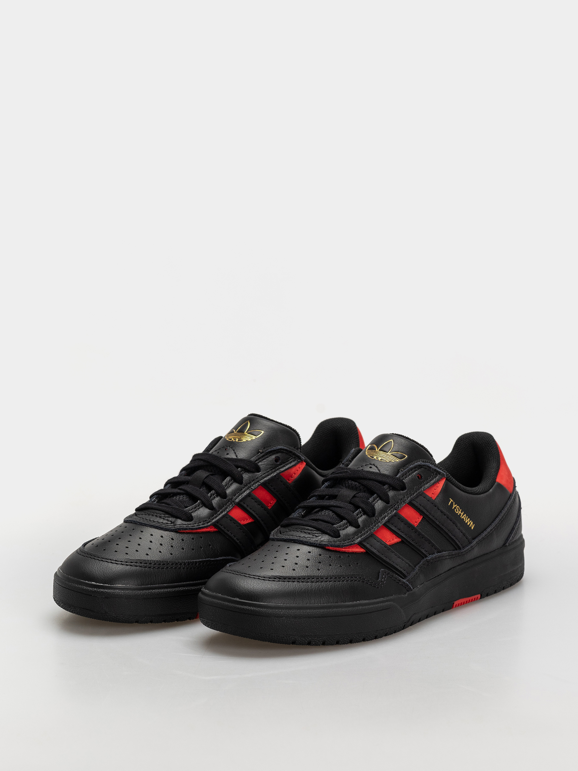 adidas Tyshawn II Schuhe (cblack/cblack/betsca)