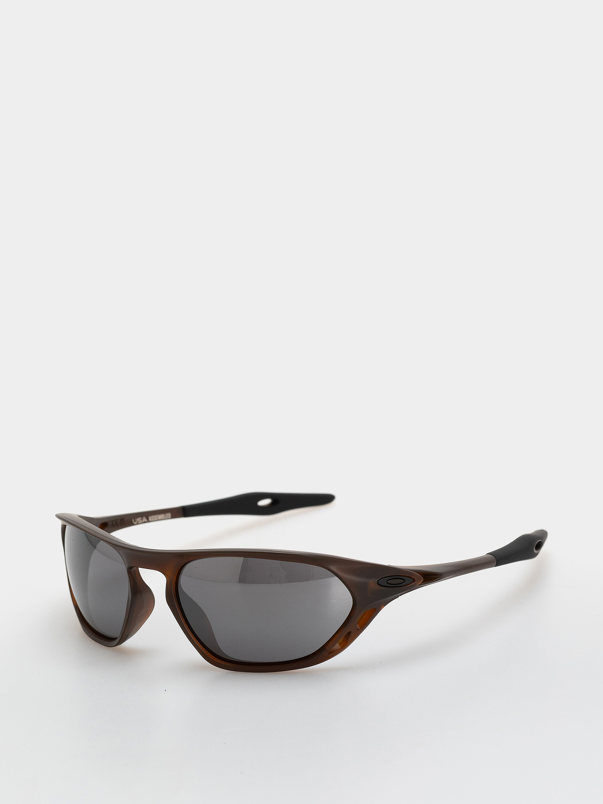 Oakley Cage Jacket Sunglasses (matte rootbeer/prizm black)