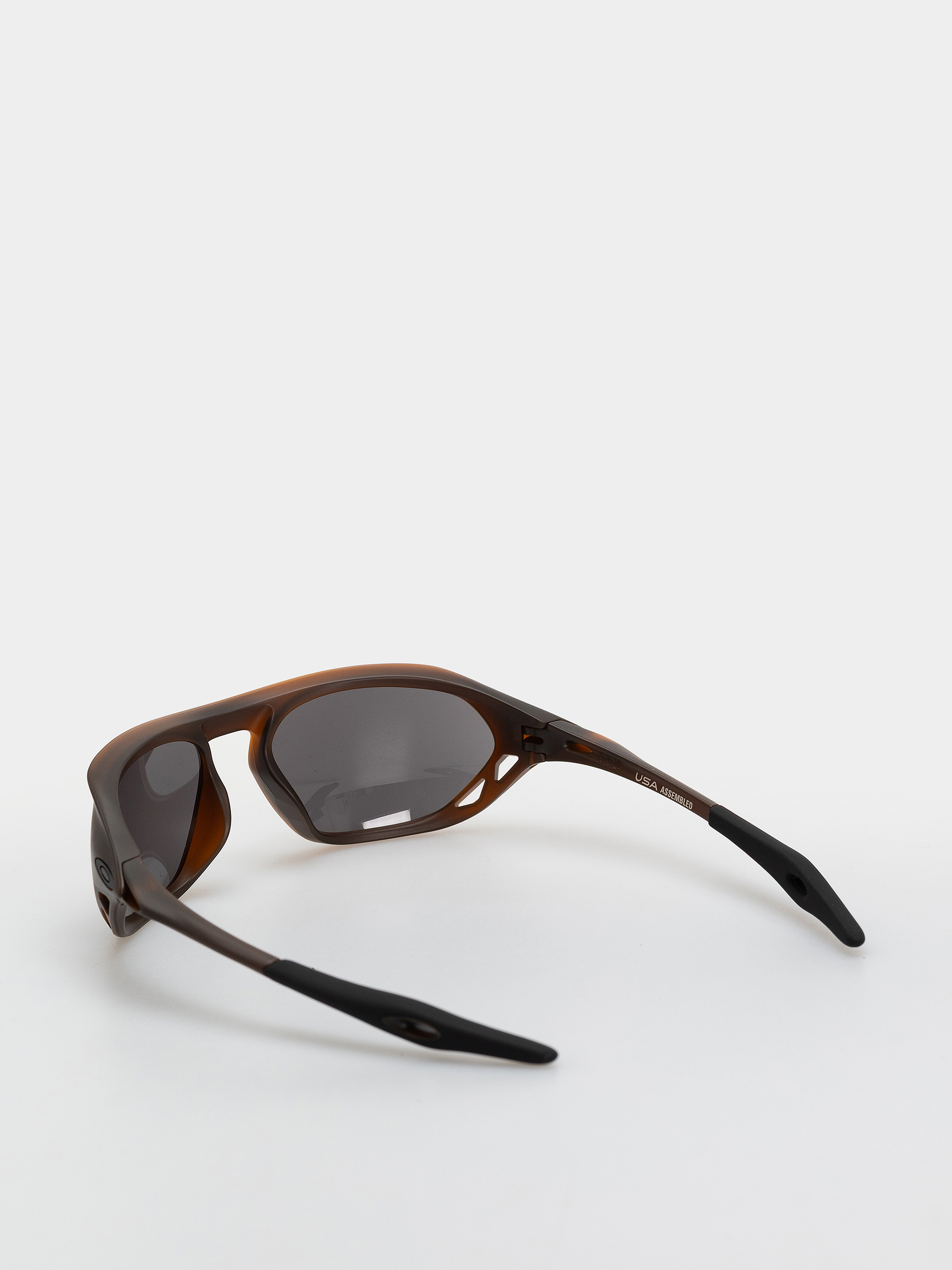 Oakley Cage Jacket Sunglasses (matte rootbeer/prizm black)