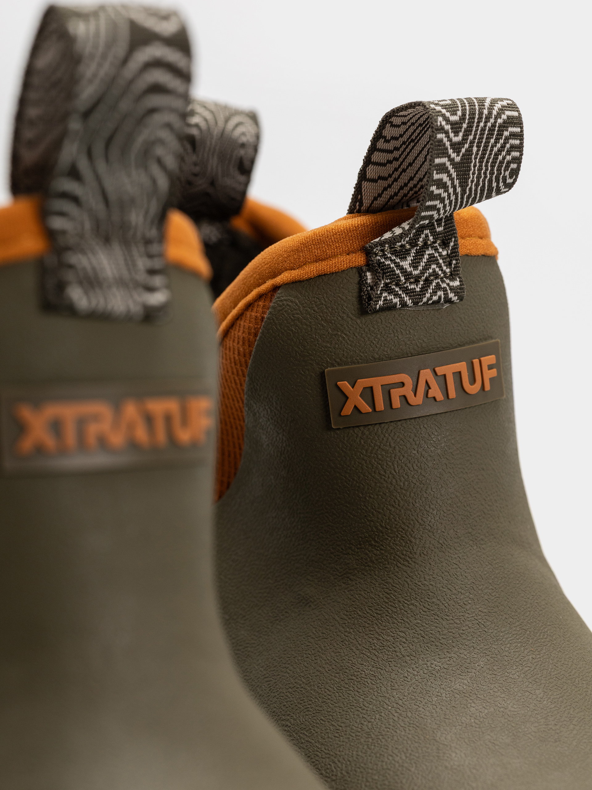 Xtratuf Camp Collection Ankle Deck Boot Shoes (dark olive spice)