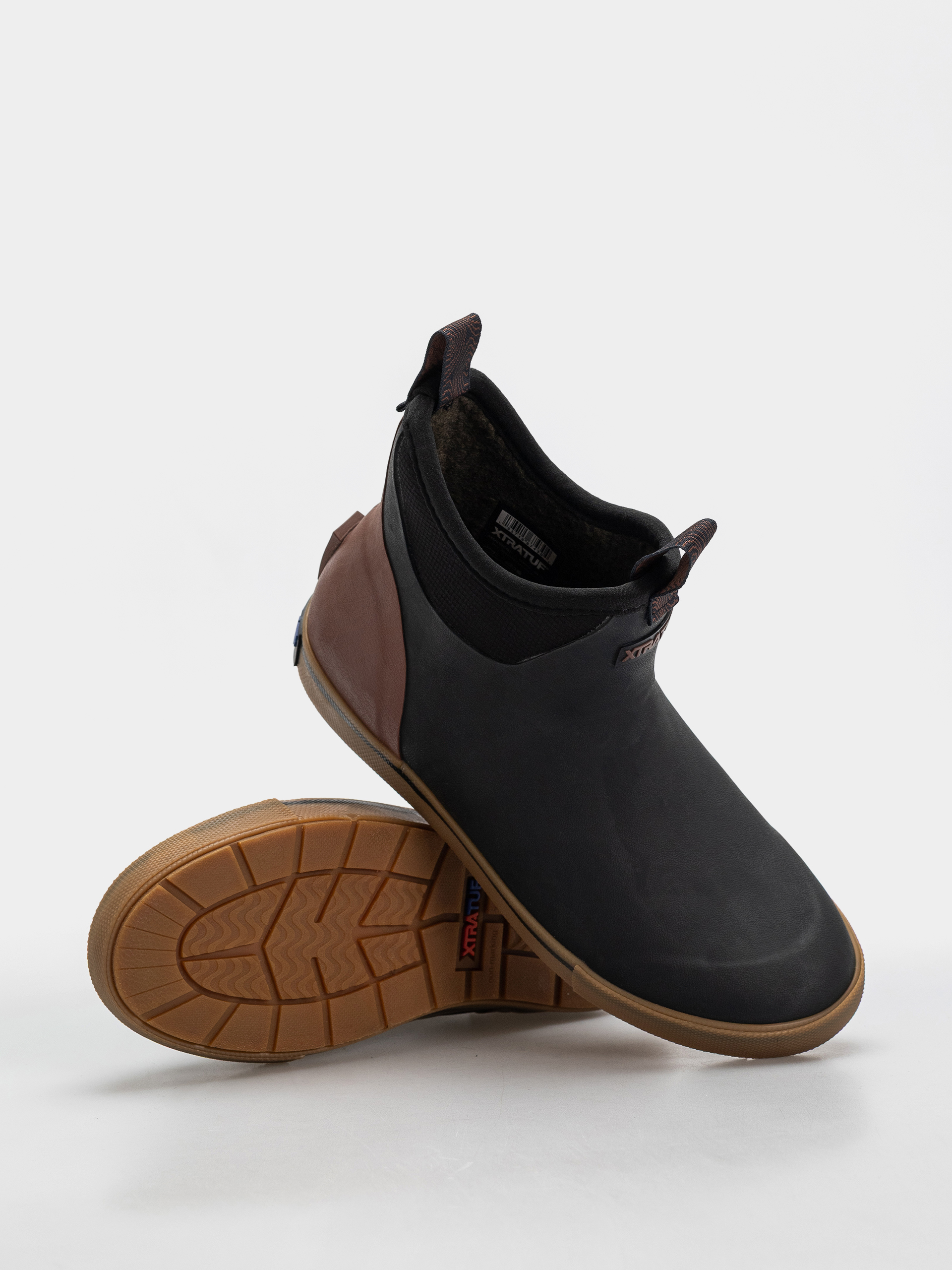Xtratuf Camp Collection Ankle Deck Boot Shoes (black)