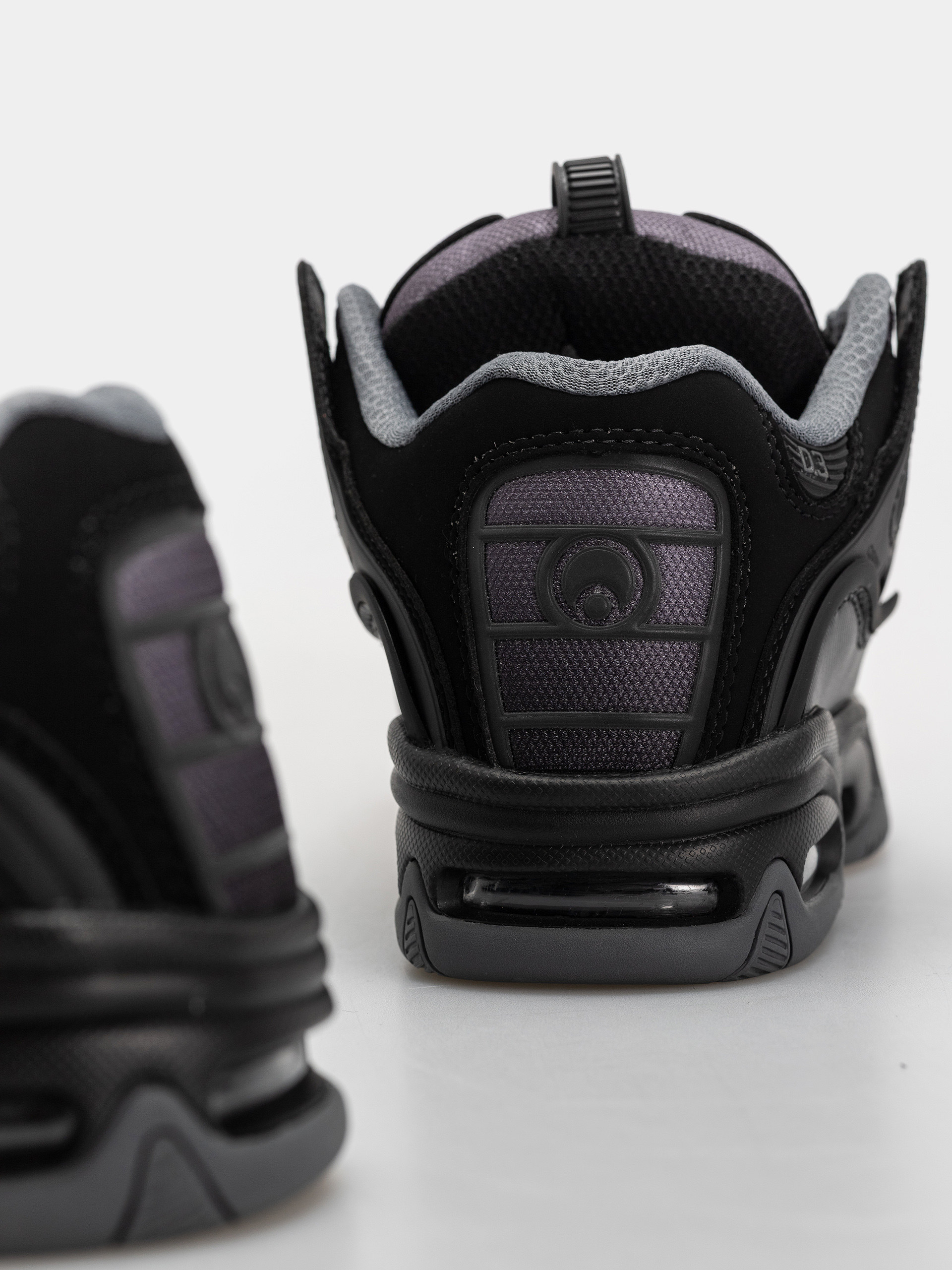 Osiris Shoes D3 2001 (black/charcoal/zigzag)