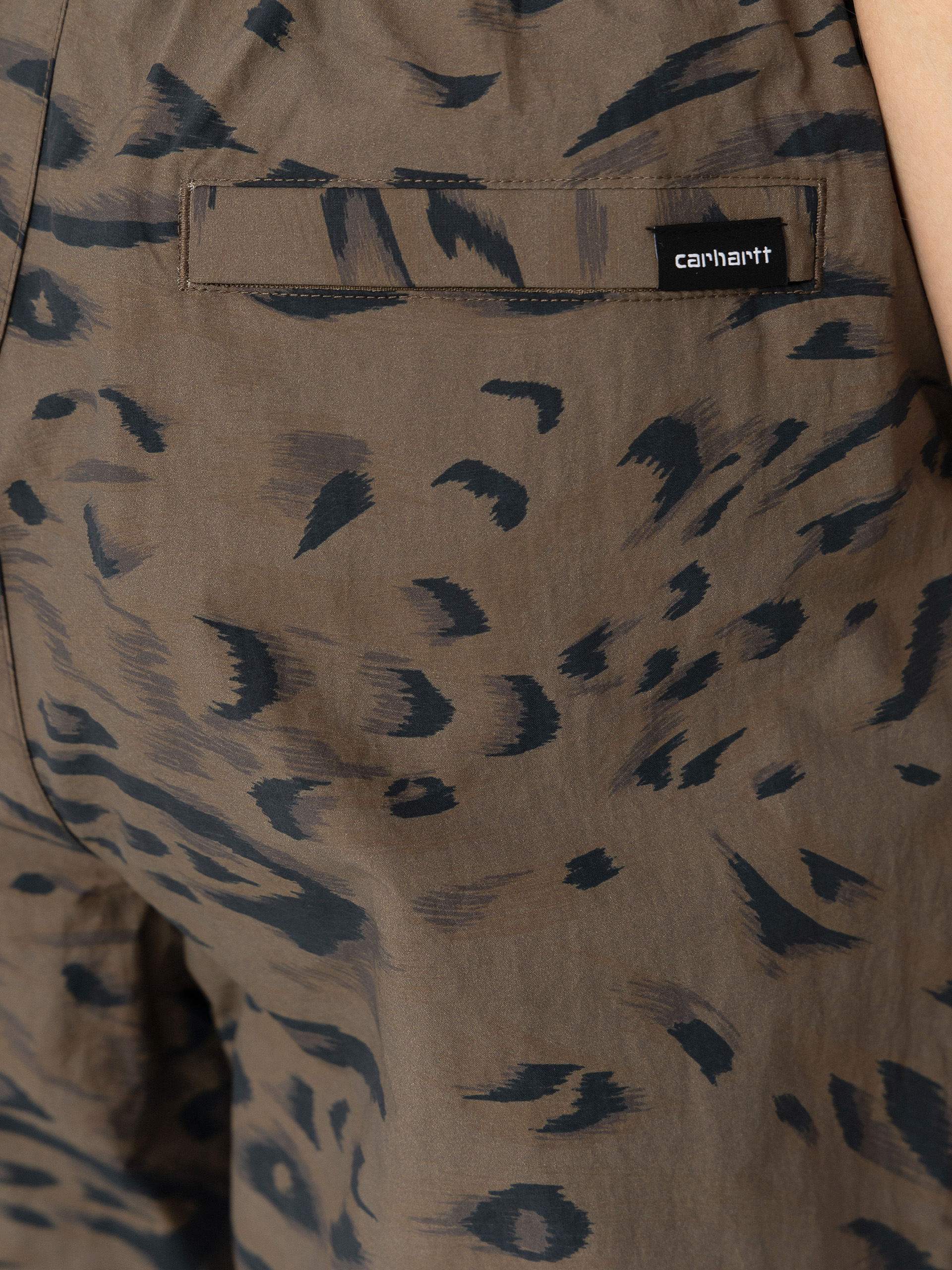 Carhartt WIP Travon Wmn Hose (duck feather print cypress/black)