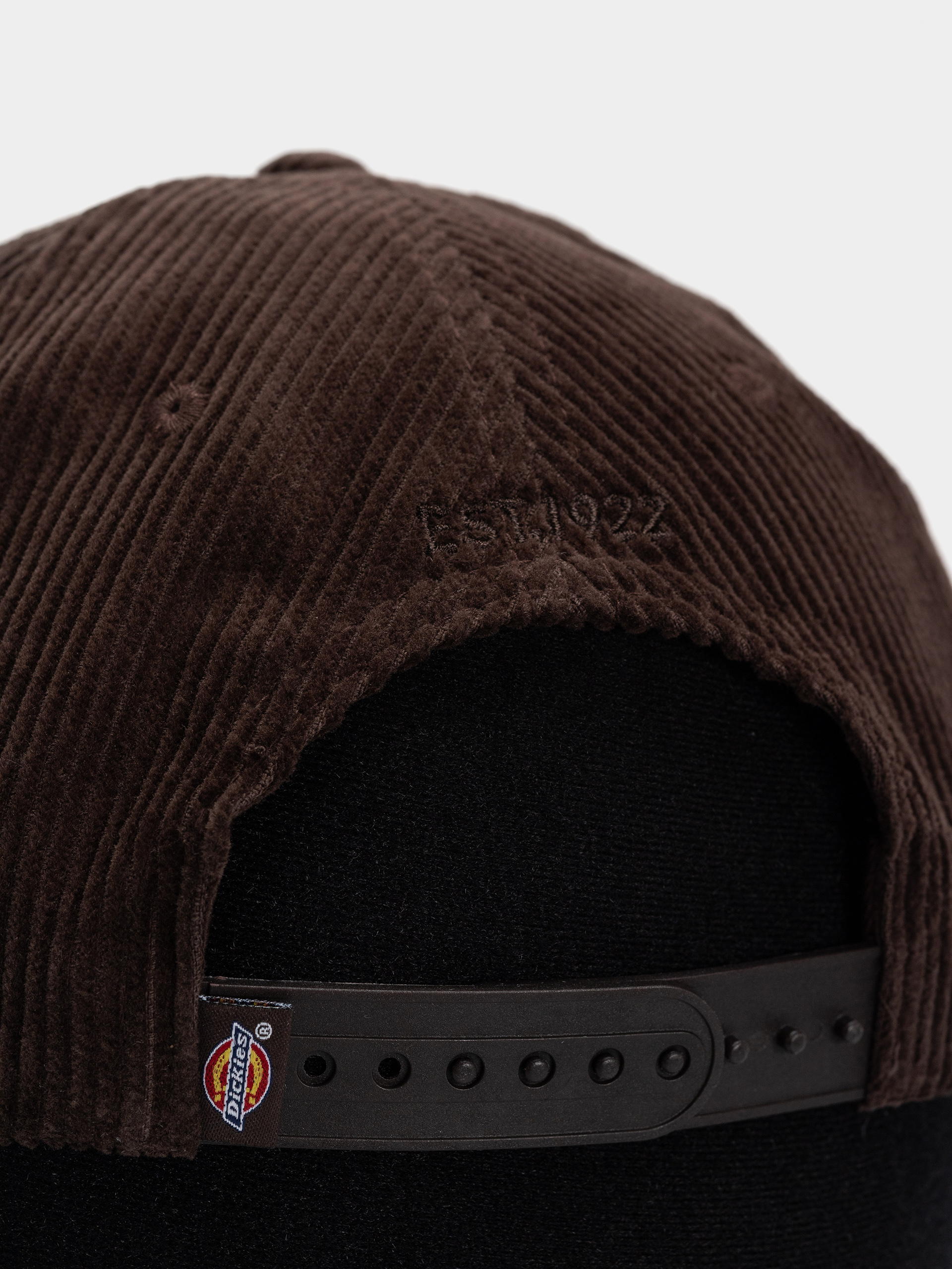 Dickies Hardwick Corduroy Cap (chocolate brown)