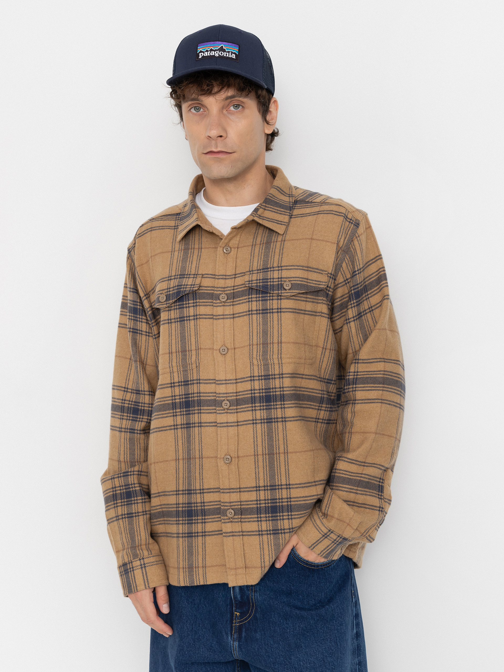 Patagonia Fjord Flannel Shirt (dissolve slab khaki)
