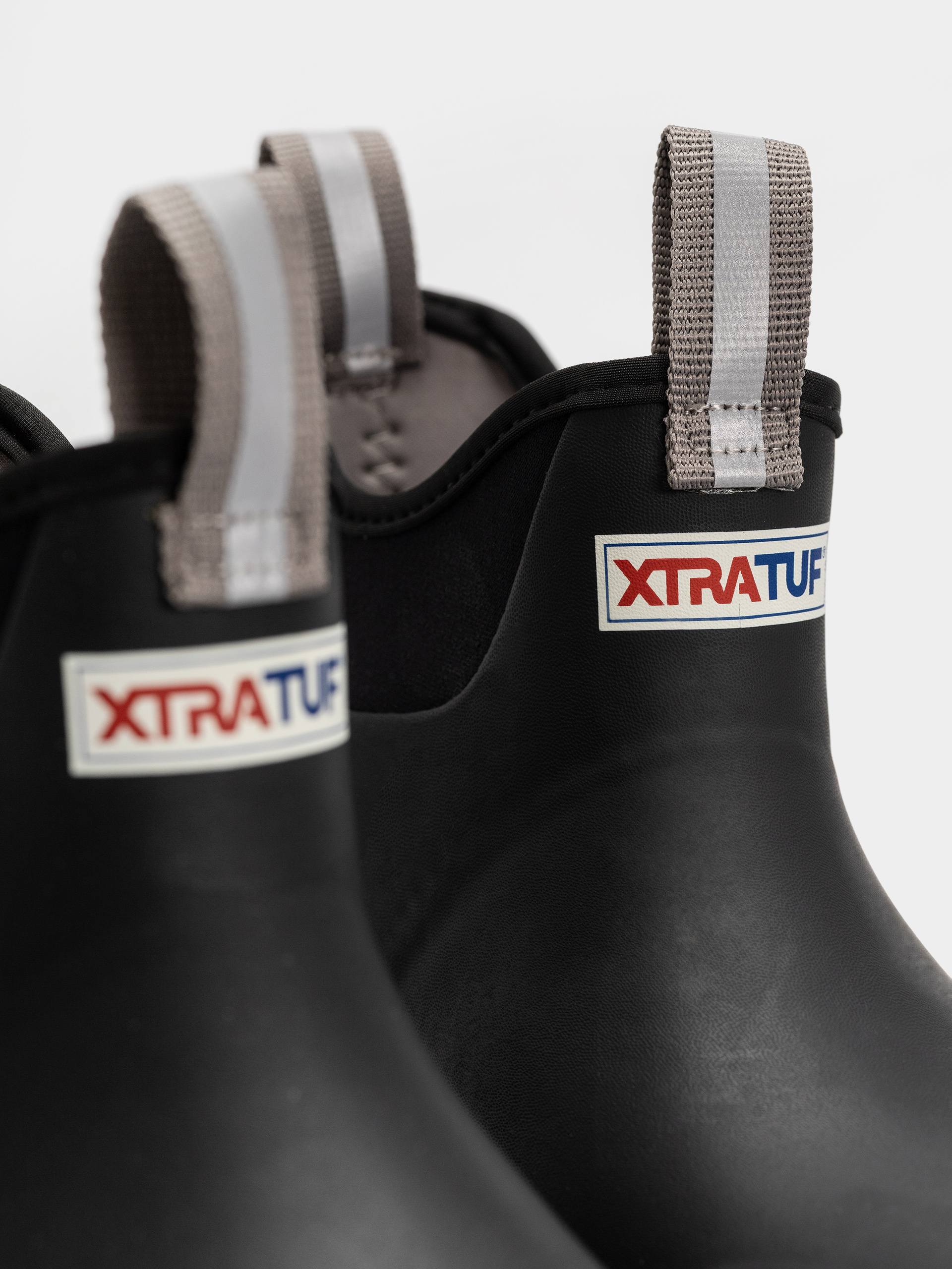 Xtratuf Ankle Deck Boot Shoes (black)