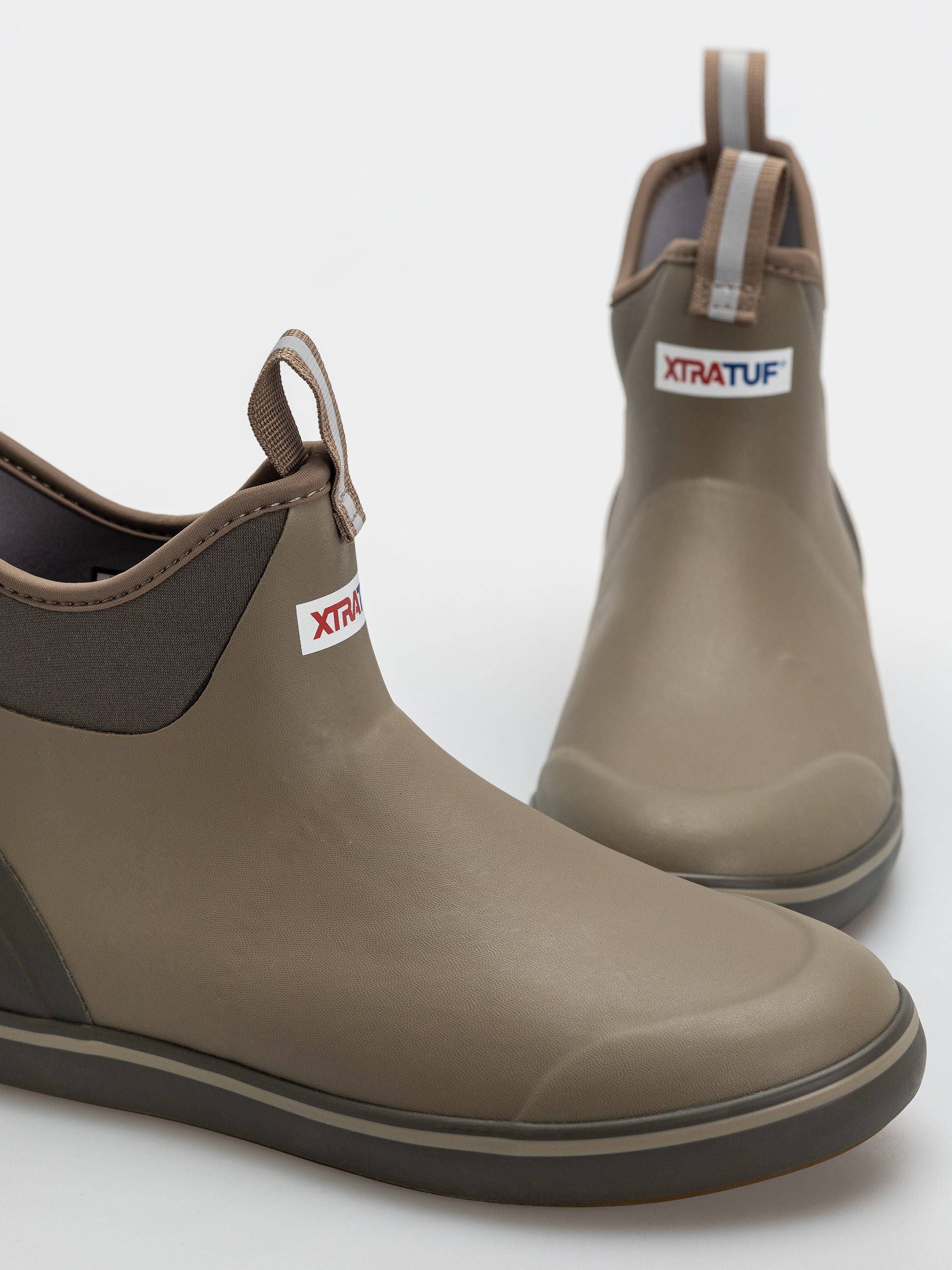 Xtratuf Ankle Deck Boot Shoes (earth brown)