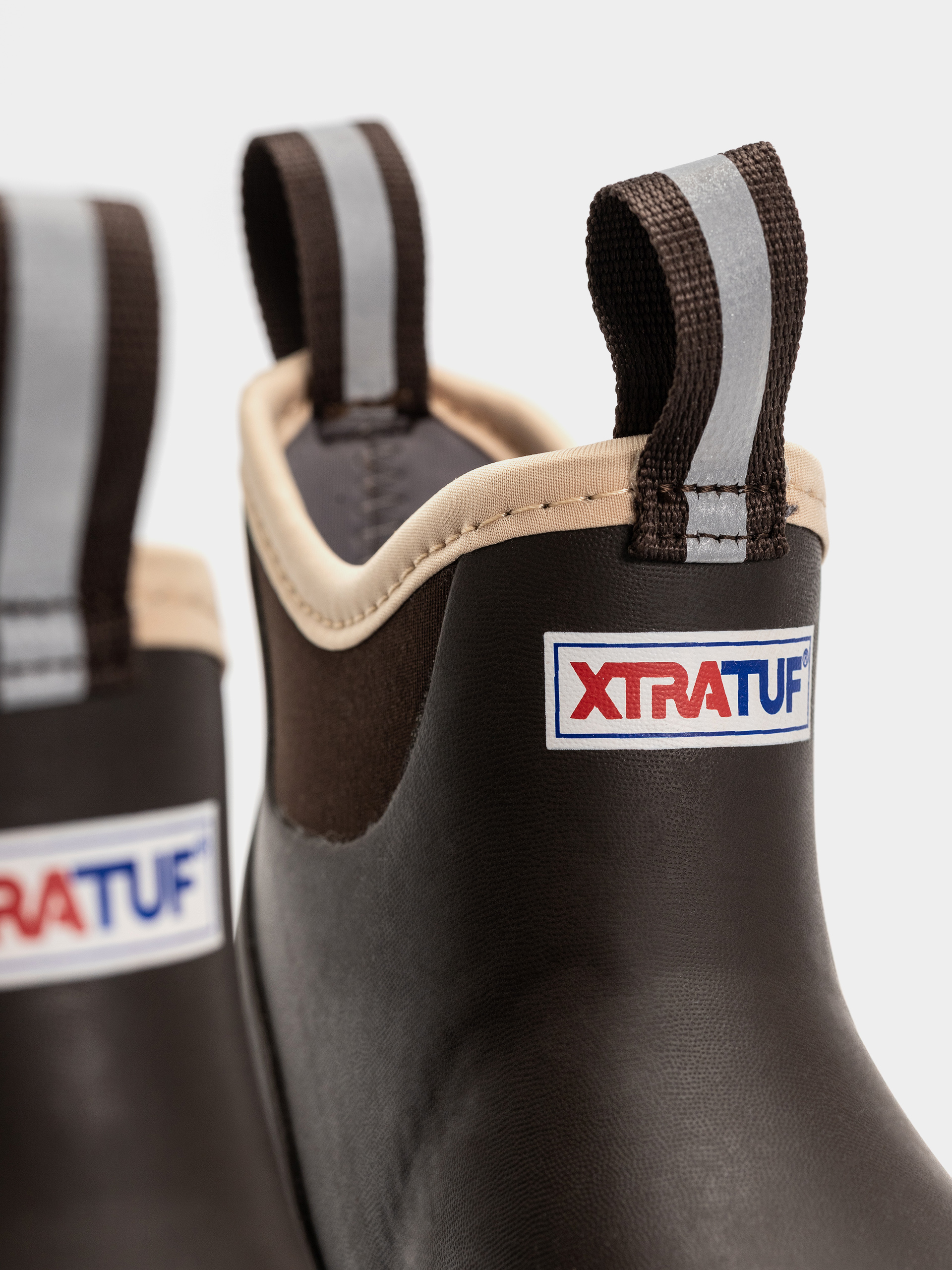 Xtratuf Ankle Deck Boot Wmn Shoes (brown)