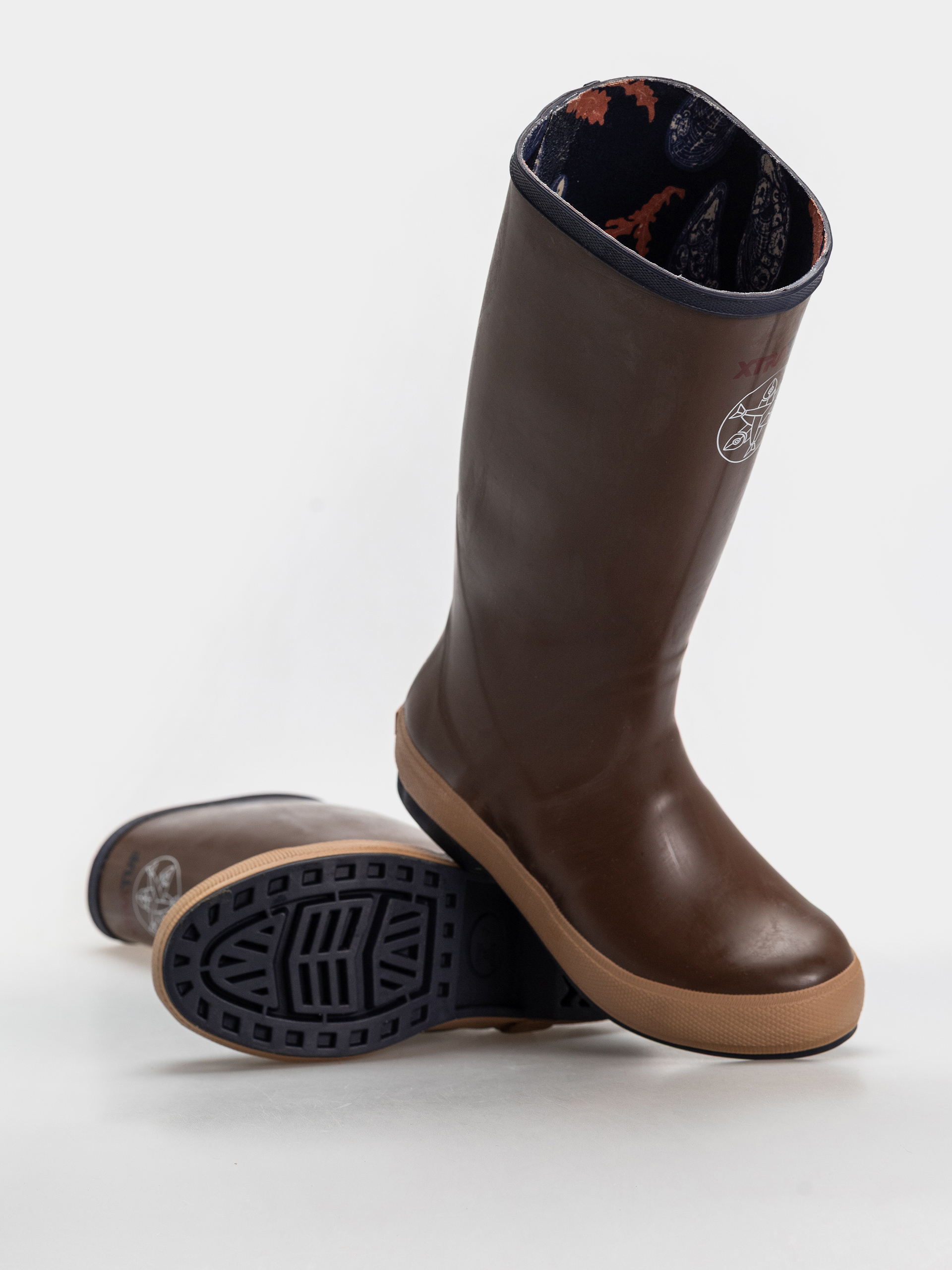 Xtratuf Salmon Sisters 15 Legacy Boot Wmn Shoes (brown kelp oyster)