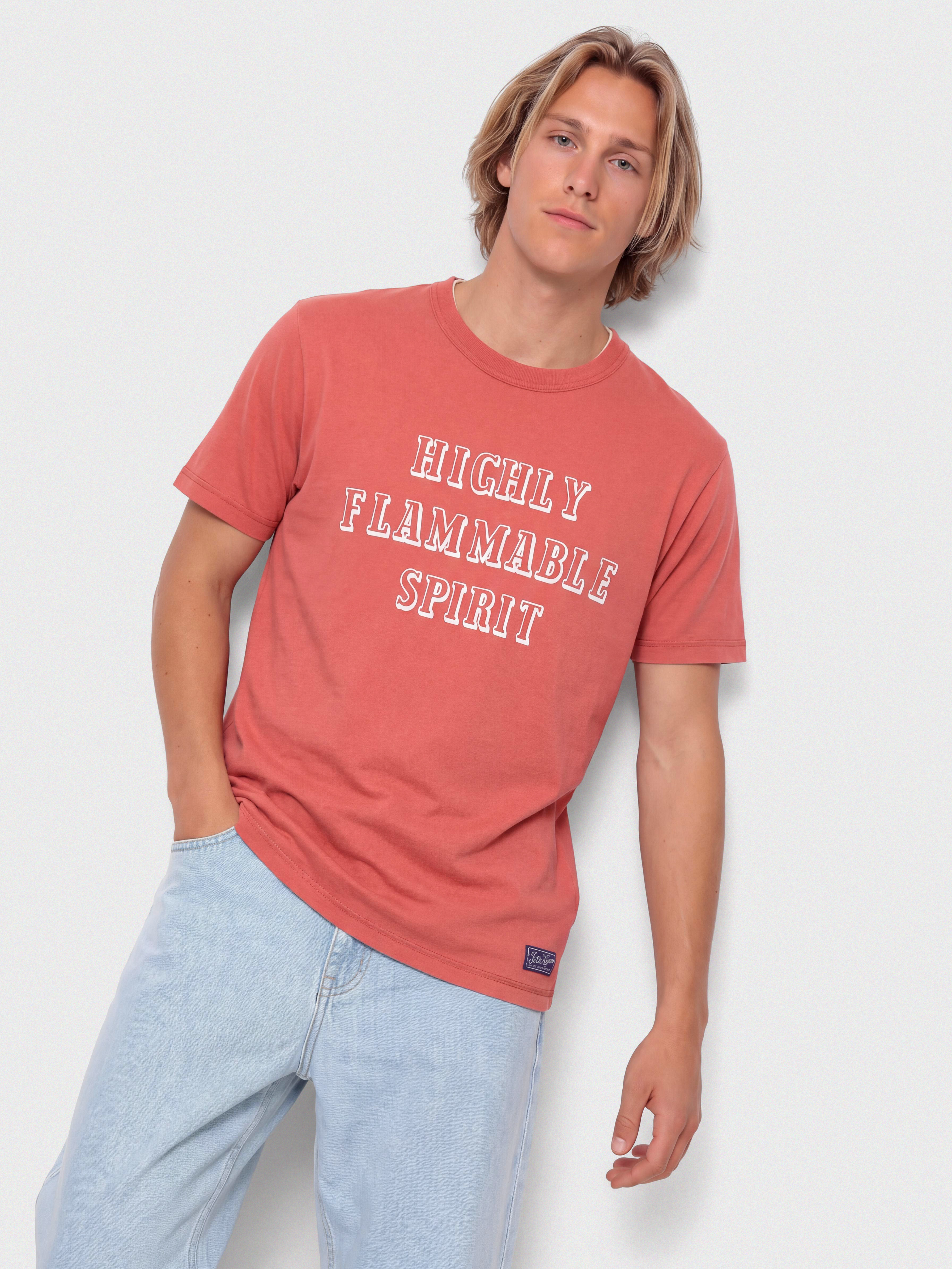 Deus Ex Machina Two Minds Ringer T-Shirt (dirty white/red apple)