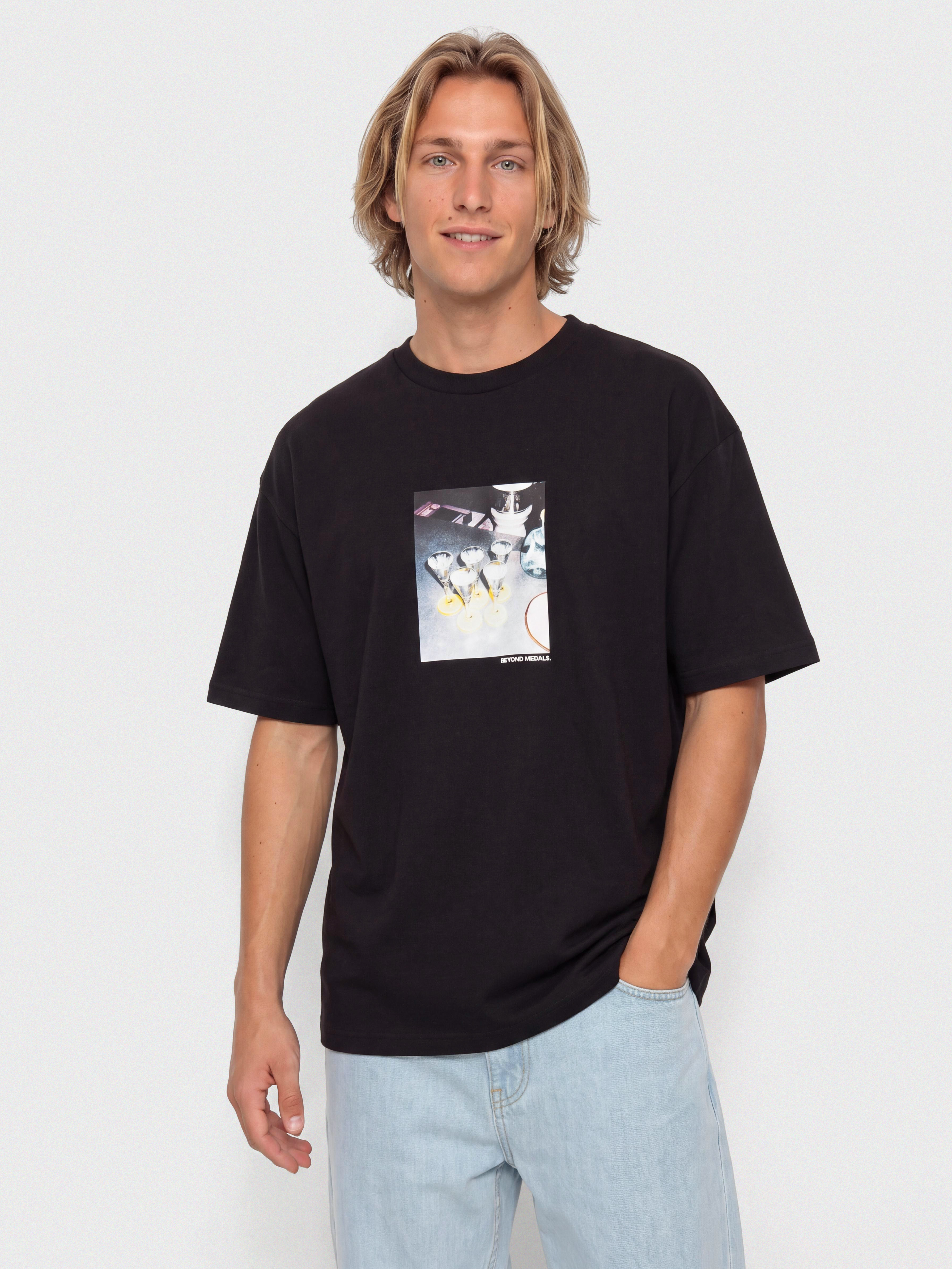Beyond Medals Ohlympic T-shirt (black)