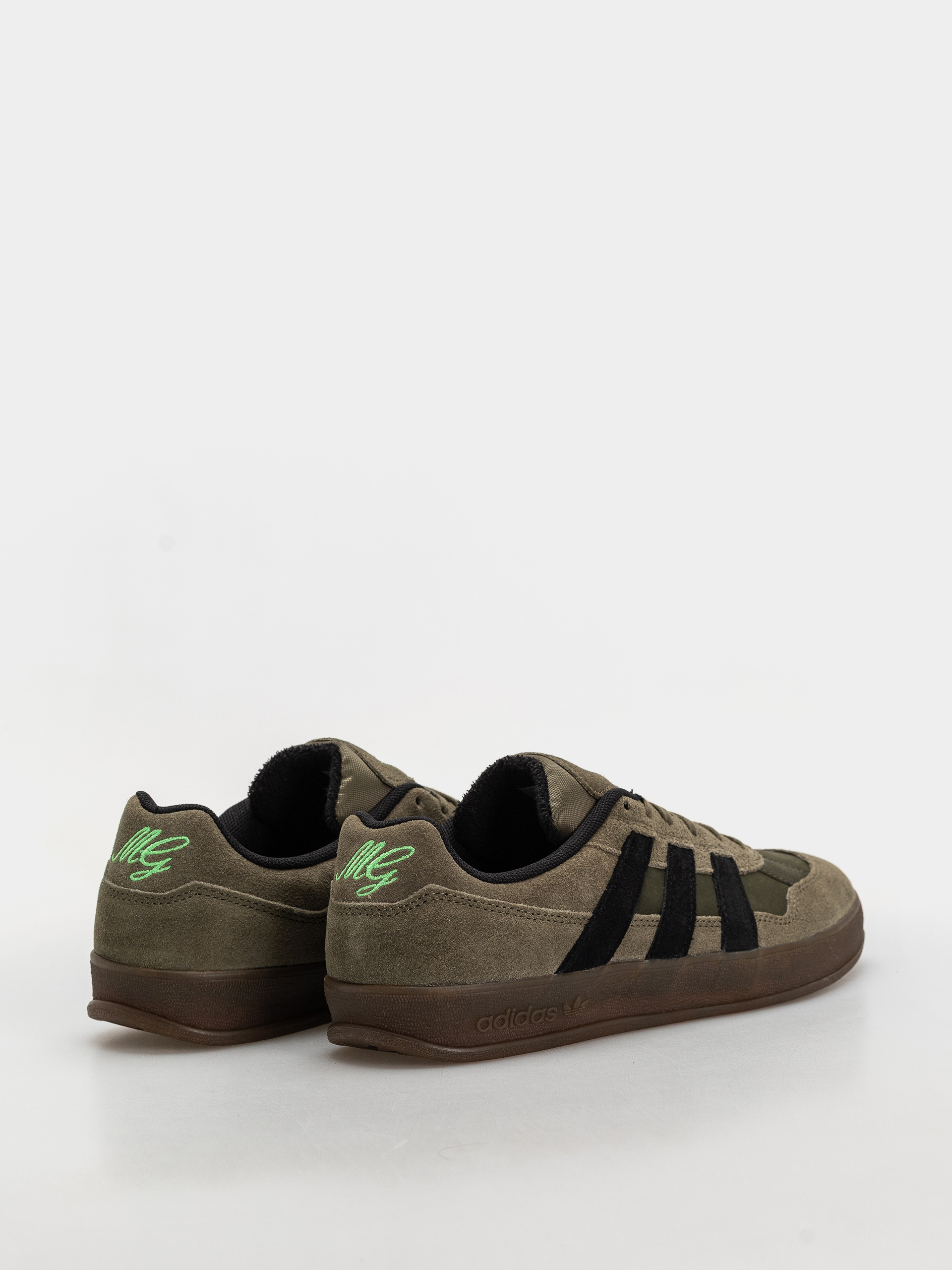 adidas Aloha Super Schuhe (olistr/cblack/gum5)