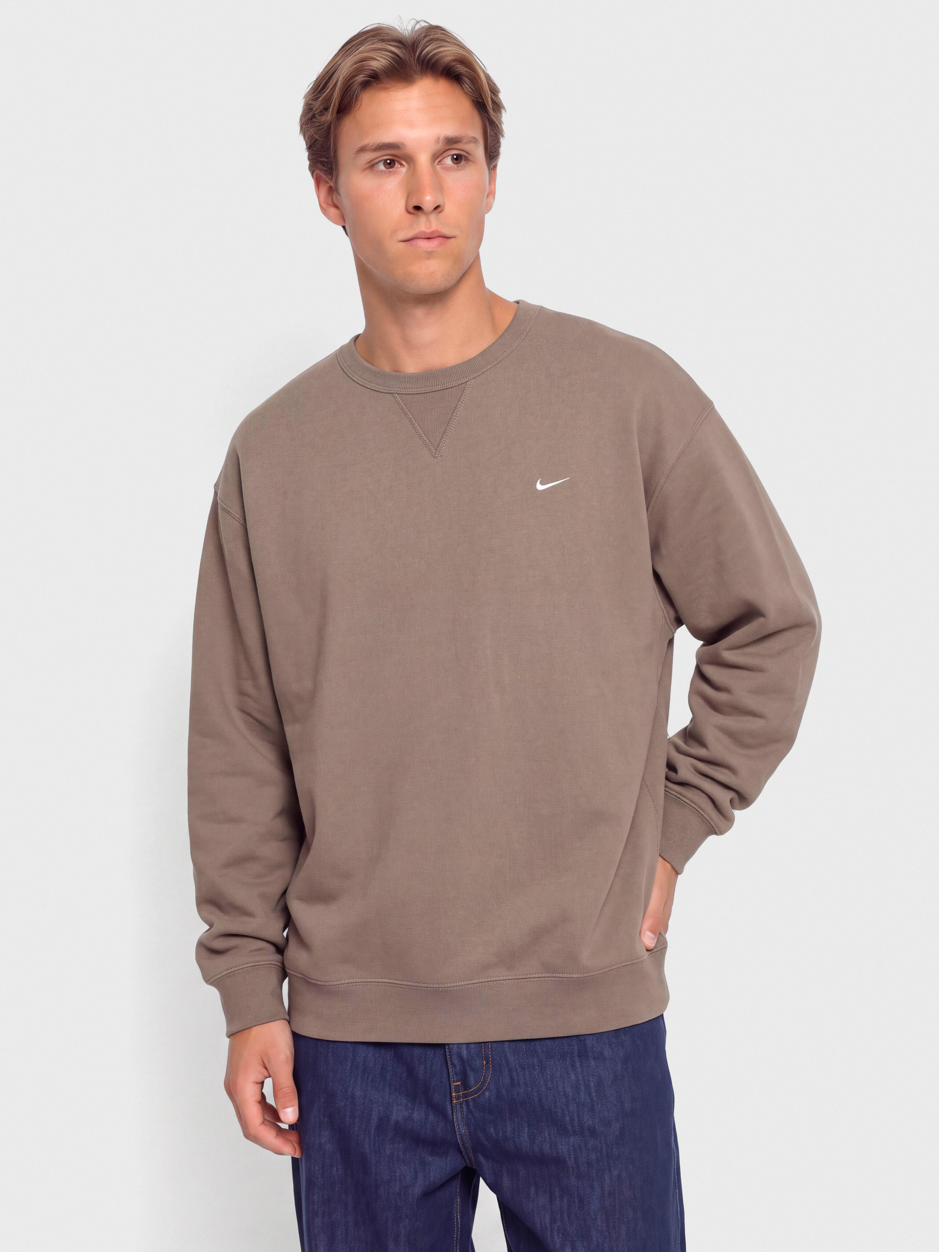 Nike SB Solo Swoosh Sweatshirt (mink brown/white)