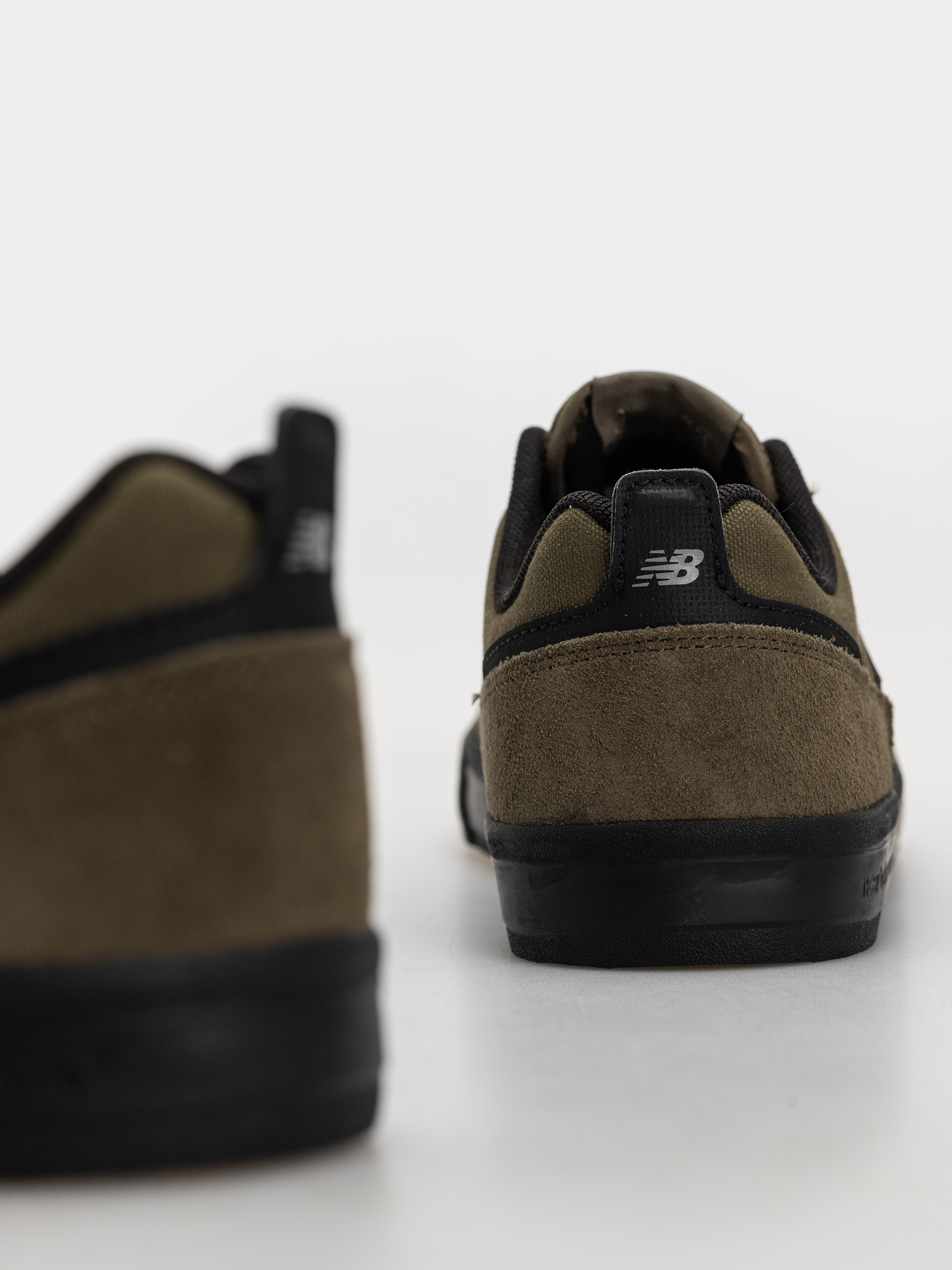 New Balance 306 Shoes (dark moss/black)