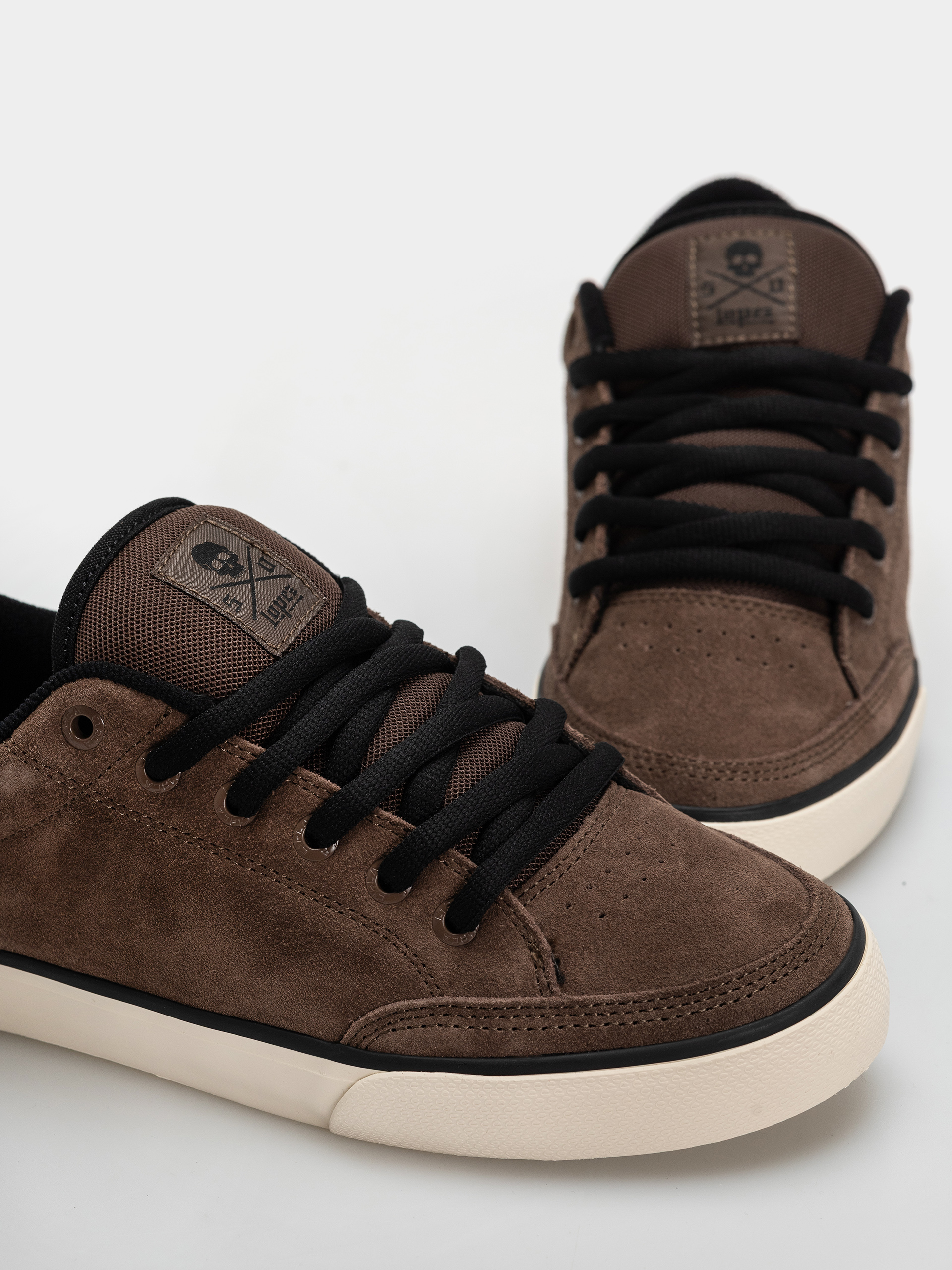 Circa Al 50 Schuhe (dark earth black ivory)