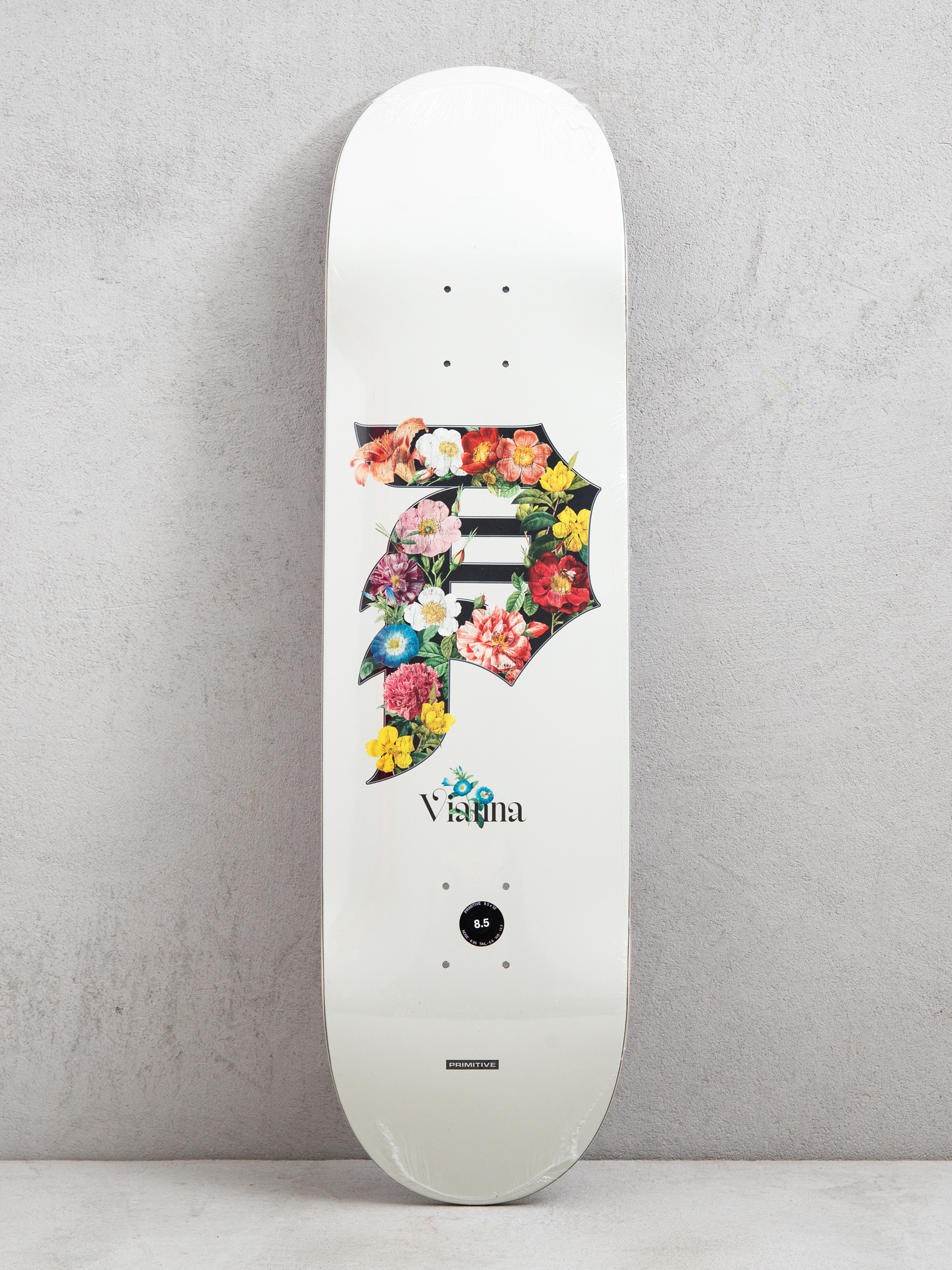 Primitive Vianna Grove Deck