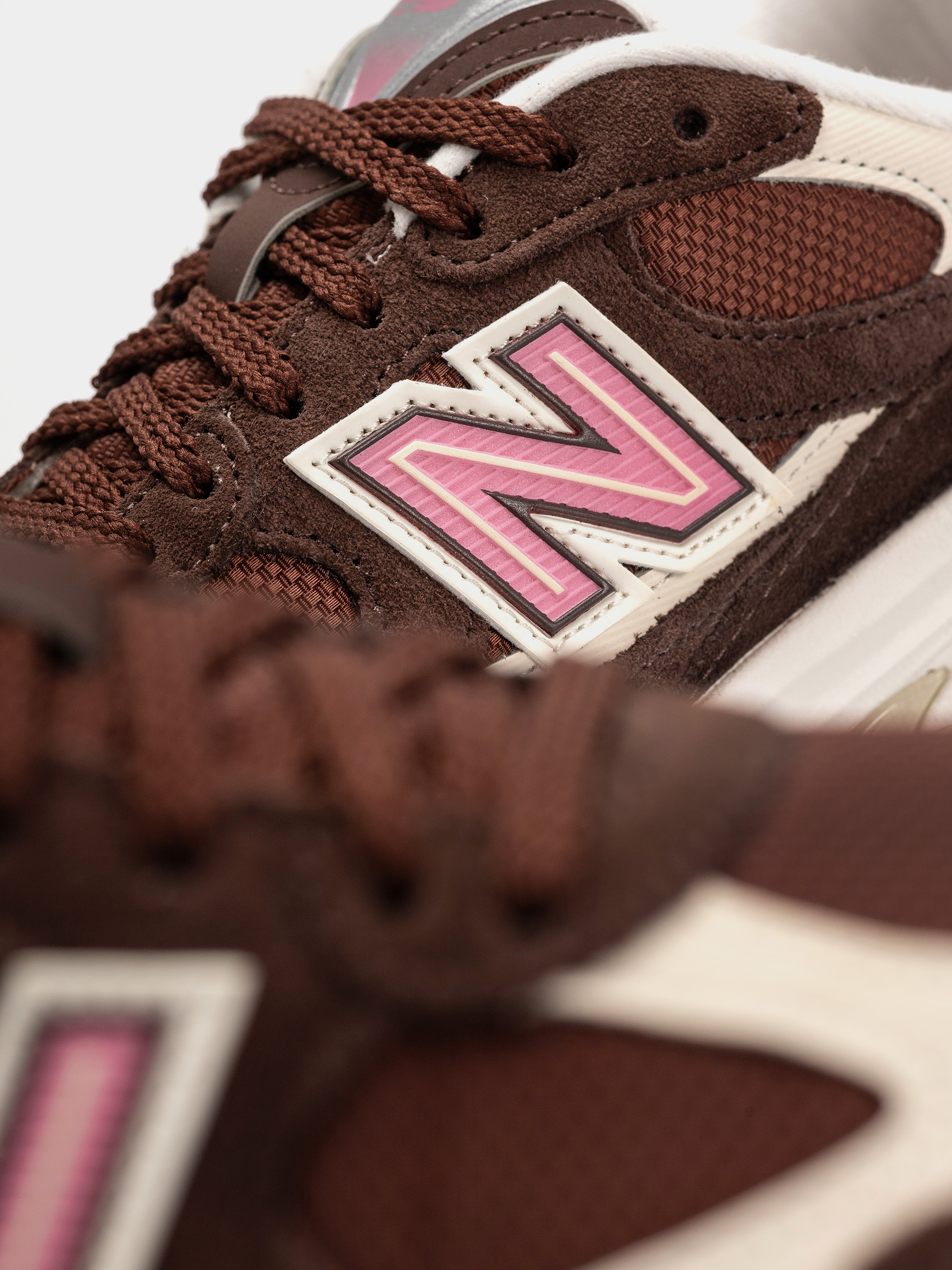 New Balance 2010 Schuhe (pumpernickel/pink eraser)