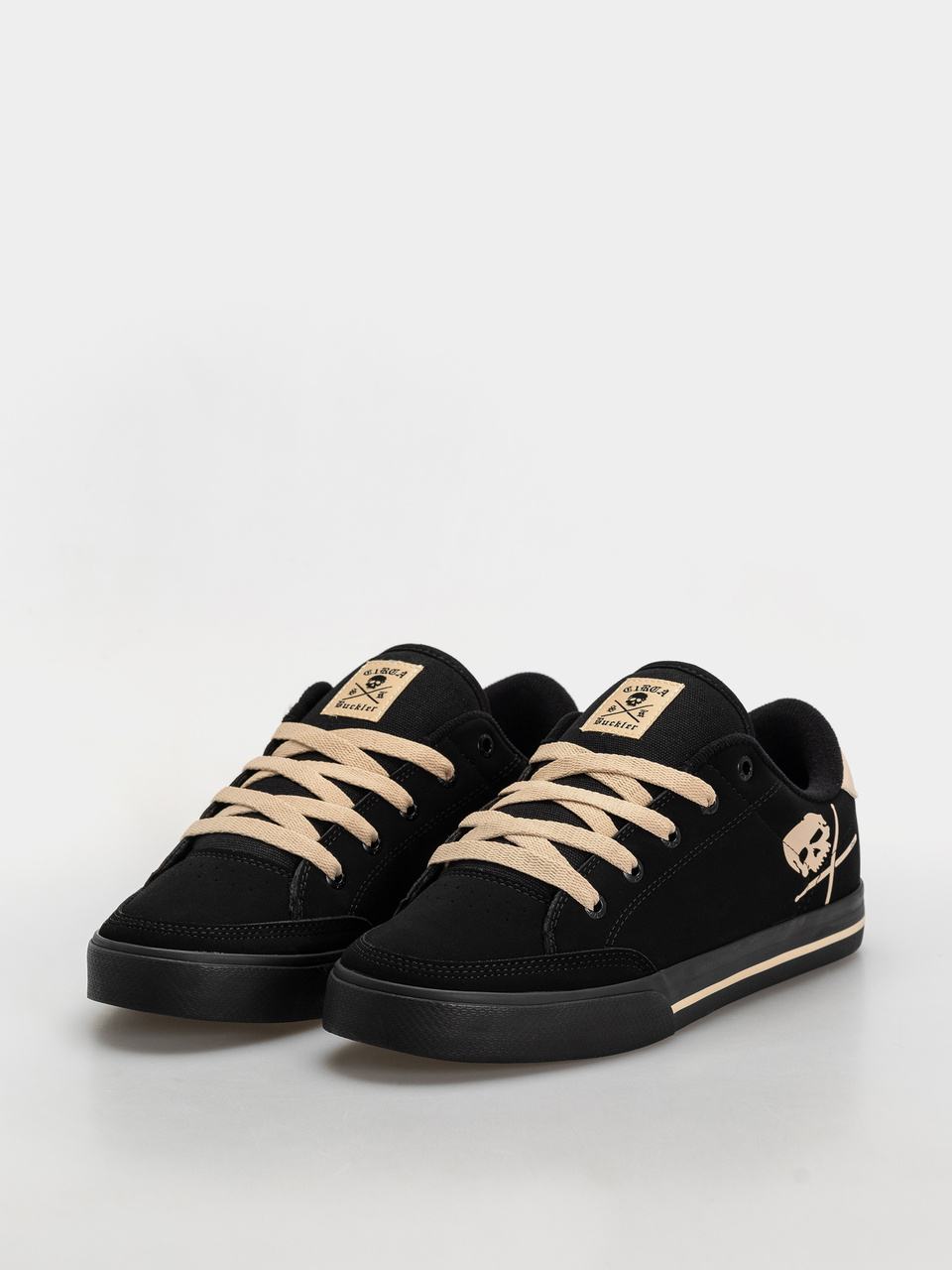 Circa Schuhe Buckler Sk (black sand)