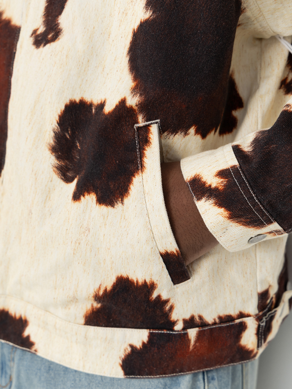 OBEY Workshop Jacke (cow print)