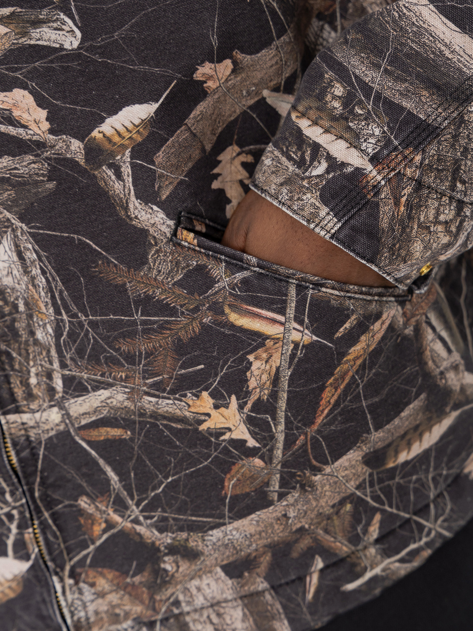 Carhartt WIP Jacke OG Detroit (camo feather tree black/black/heavy stone wash)