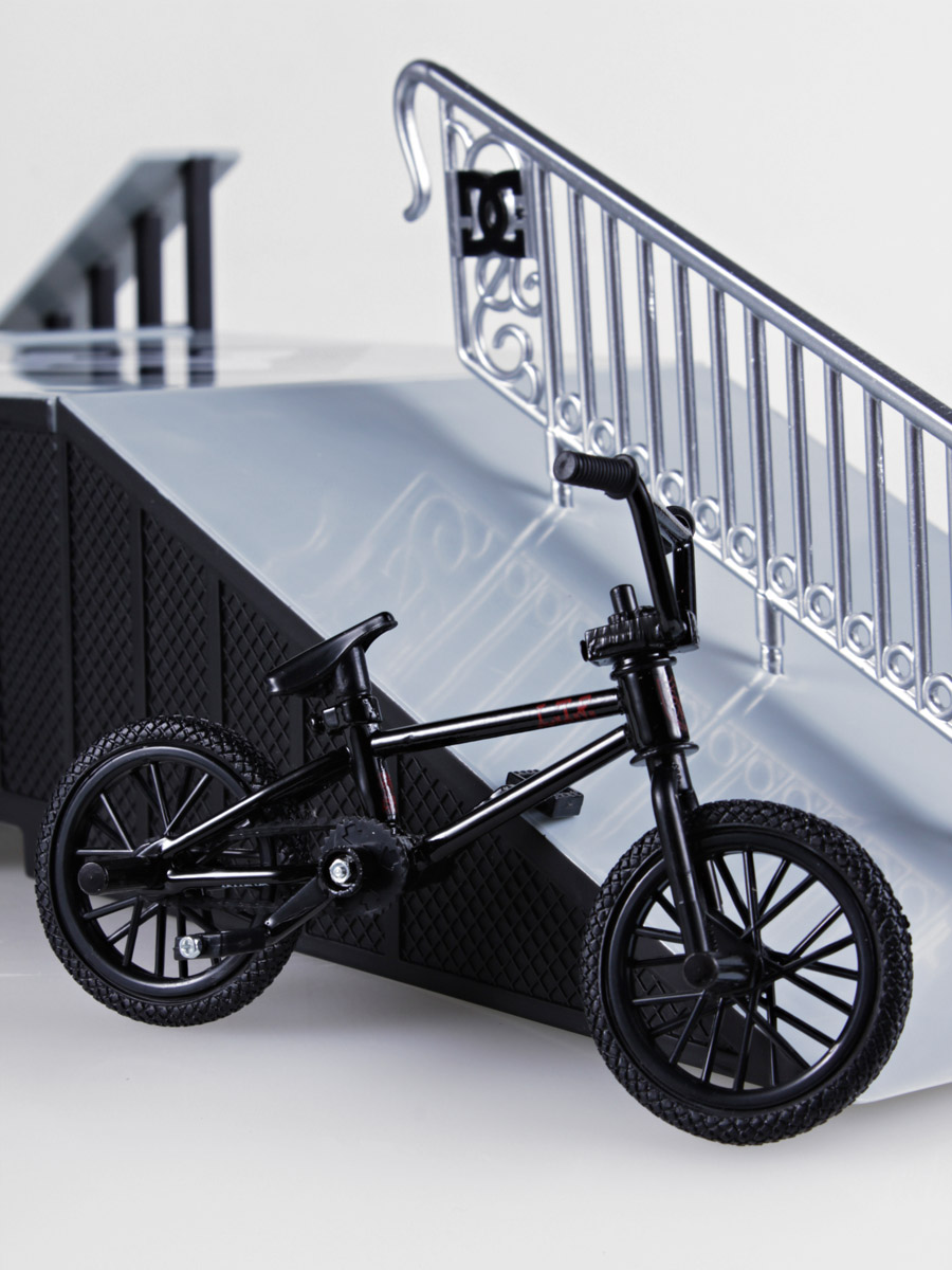 Flick Trix Finger BMX Amer. Bicycle S&M Rail Jam 01 