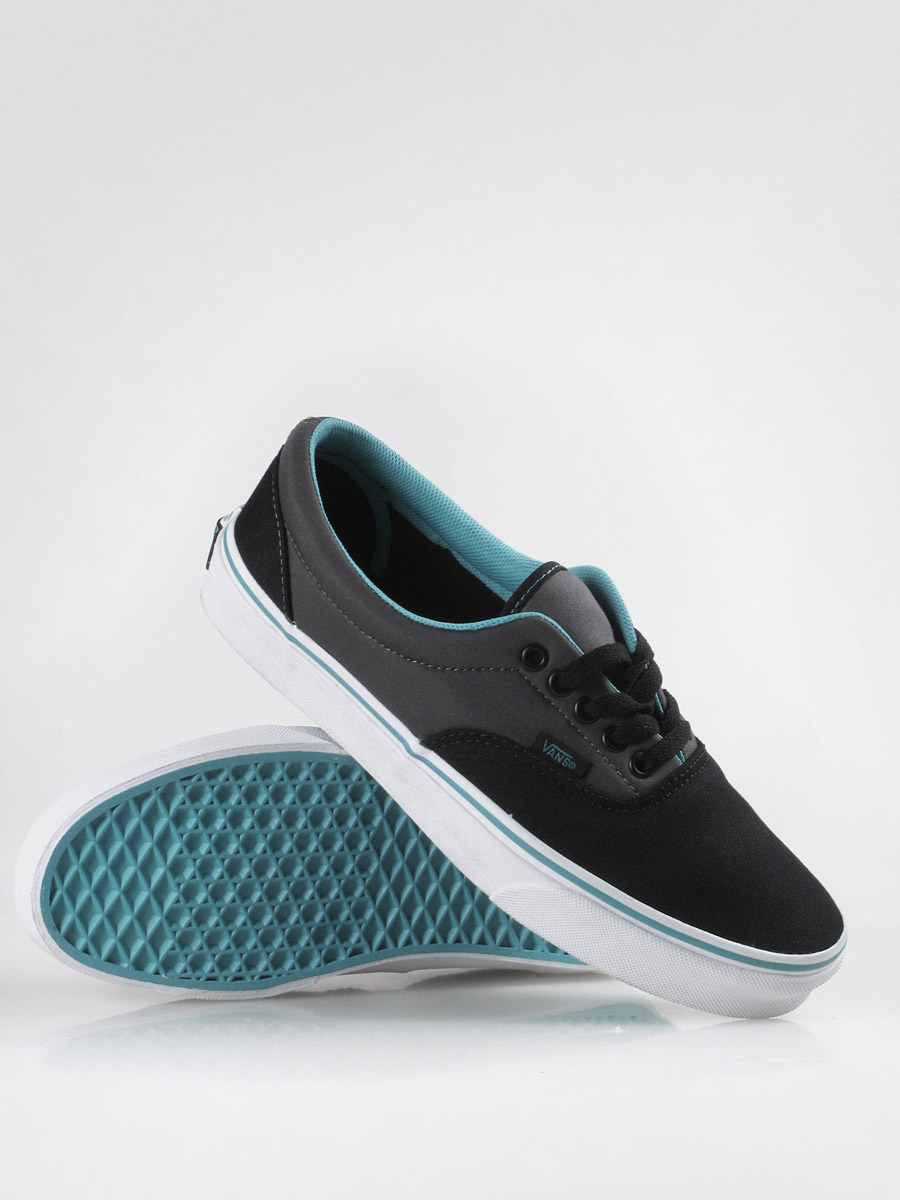 Black and on sale mint green vans