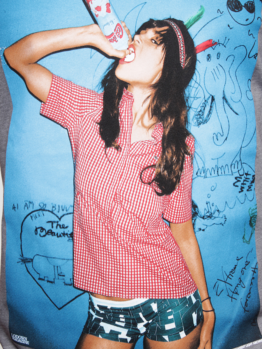 Analog T-shirt Whip Cream Girl (dkathhea)