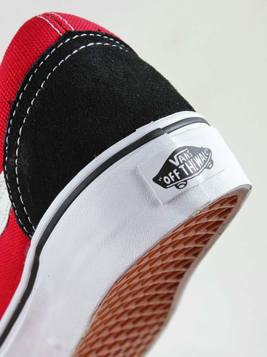 old skool vans black and red