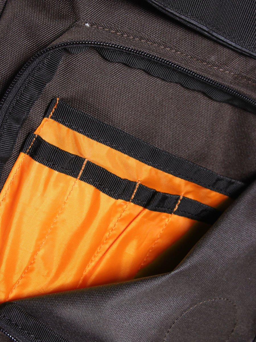 Burton Backpack HCSC Shred Scout - brown (mjb484 black)
