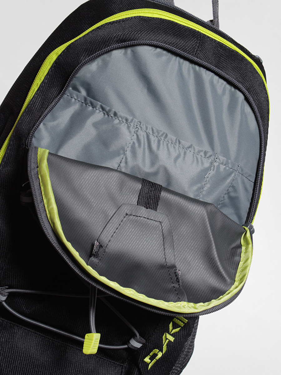 dakine transit 18l