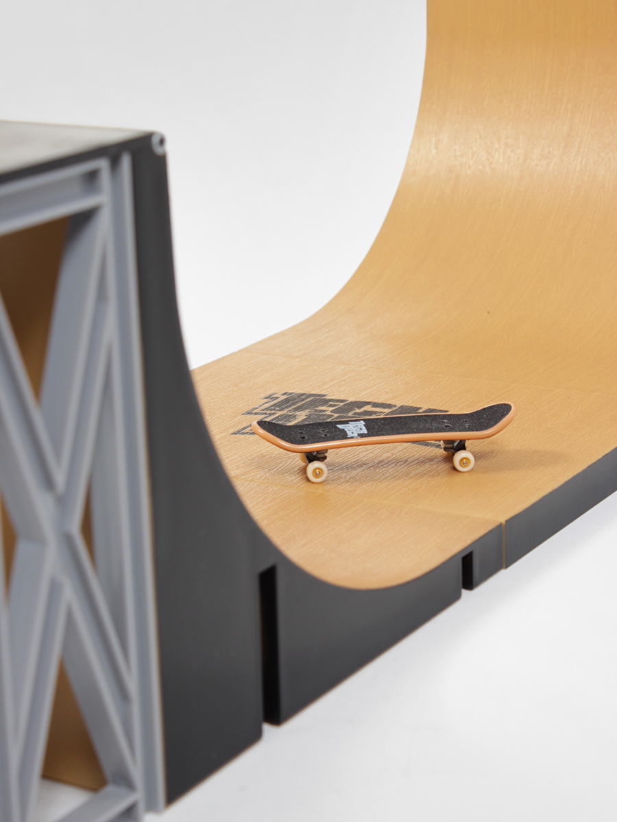 fingerboard half pipe wood