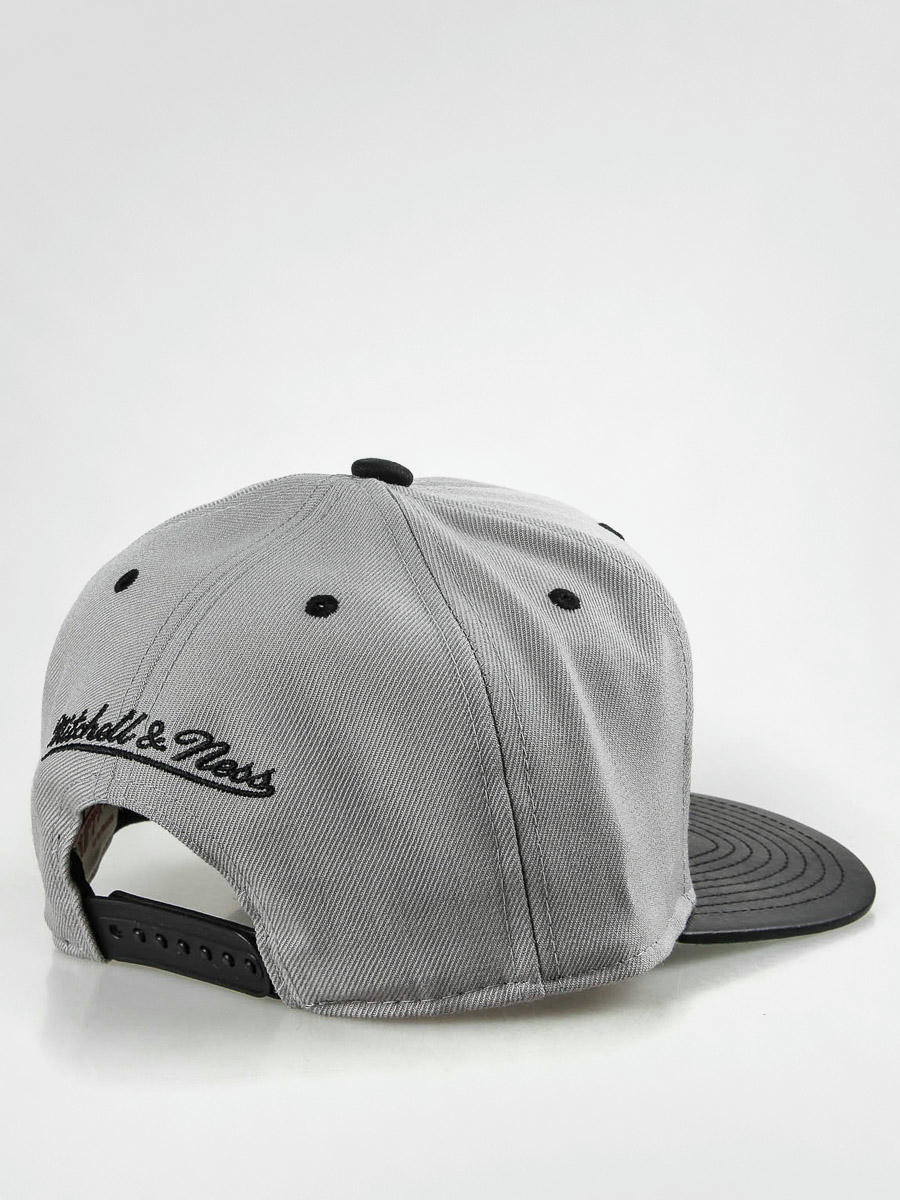 Brooklyn Nets Mitchell & Ness x Lids Metallic Silver Snapback Hat - Gray