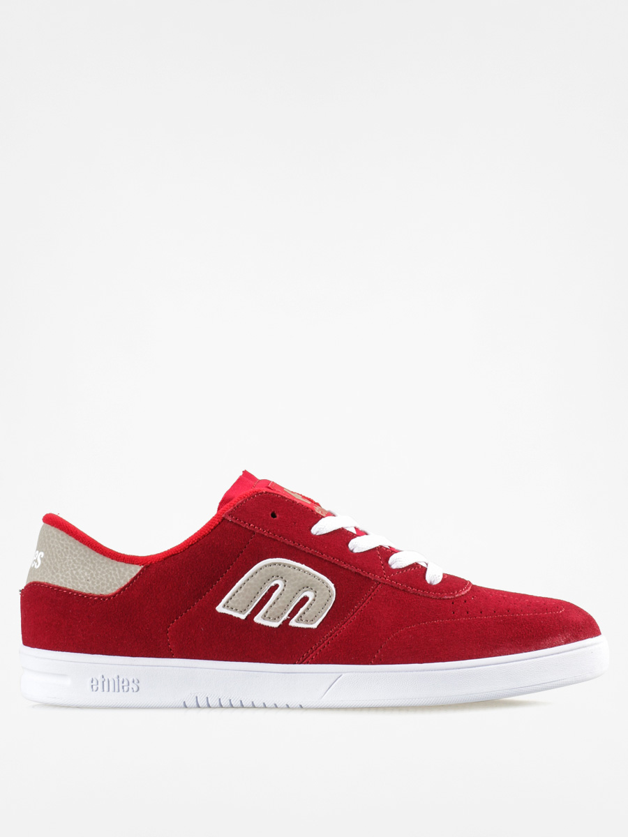 etnies suede