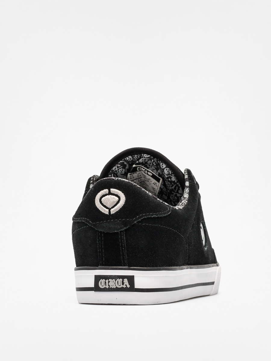 circa skull shoes