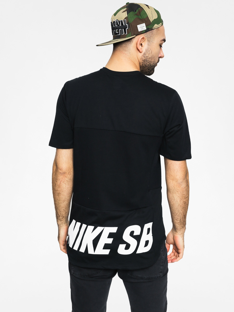 Nike T shirt Sb Skyline Dry Fit Cool Gfx Ss black black