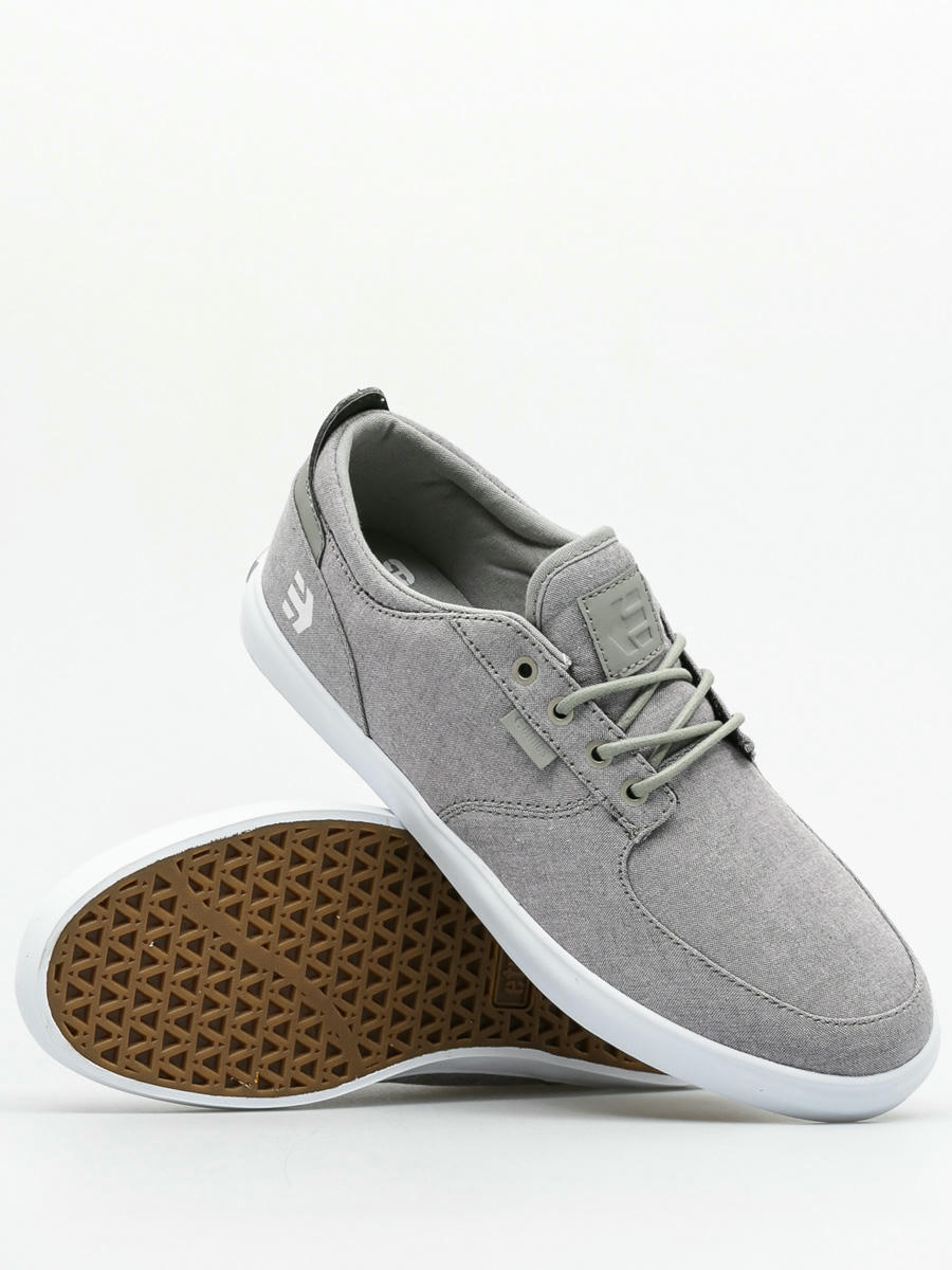 Etnies hitch clearance