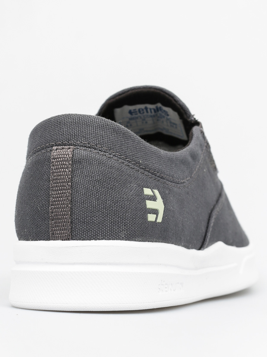 Etnies hot sale corby slip