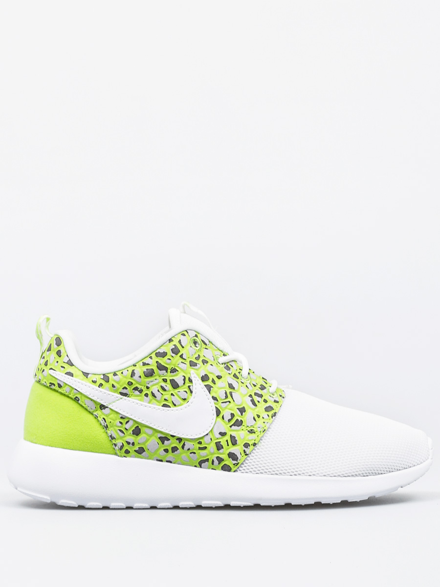 Nike Roshe One Prm Shoes Wmn (white/qhite ghost green)