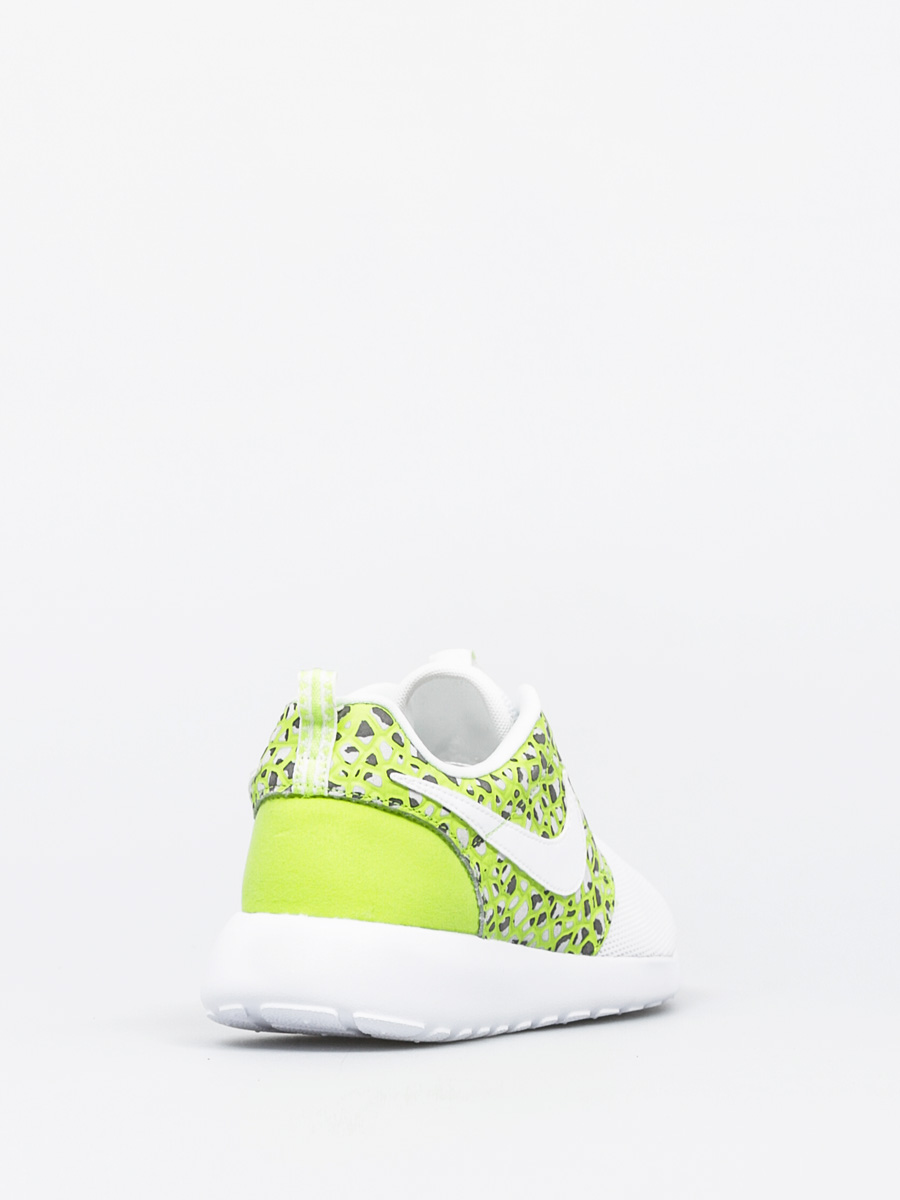 Nike Roshe One Prm Shoes Wmn (white/qhite ghost green)