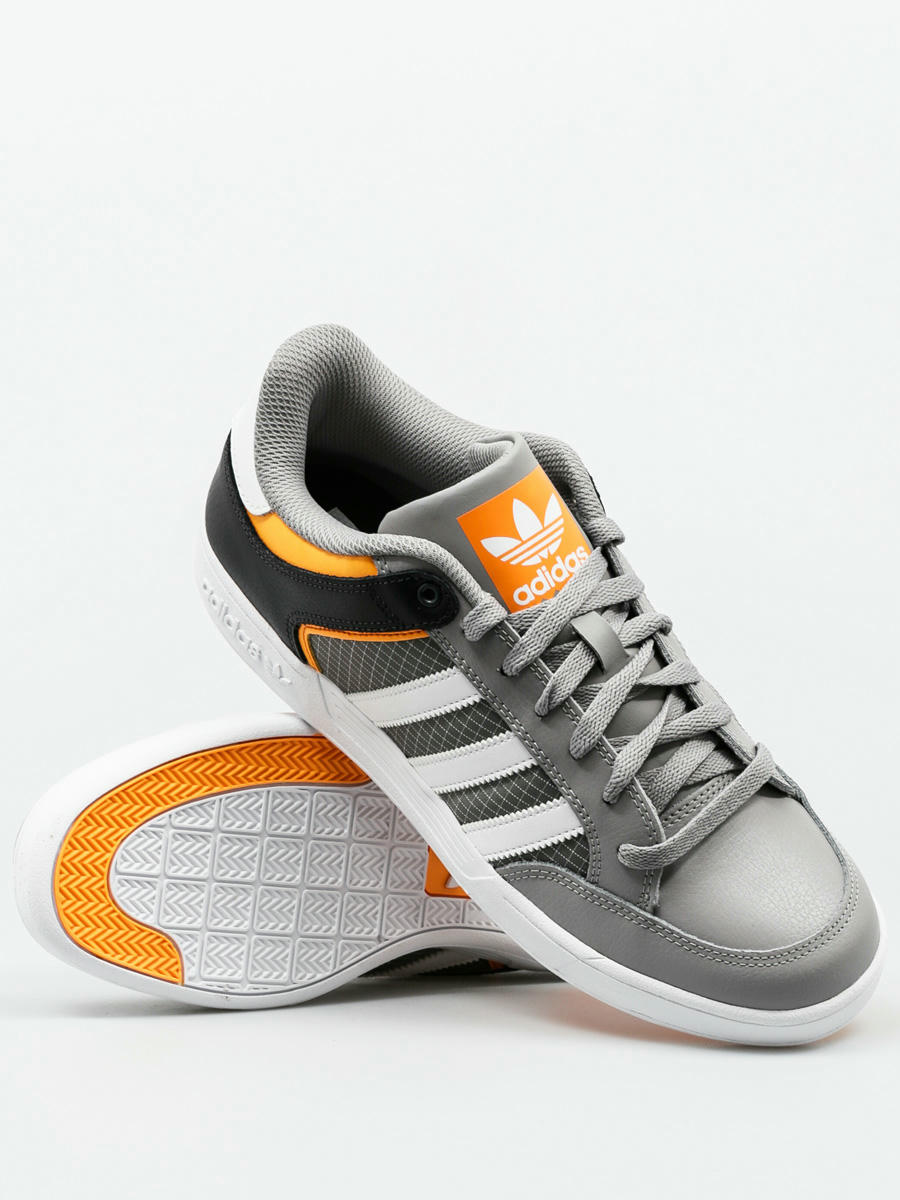 Adidas original hotsell varial low