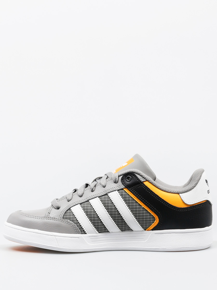 adidas Shoes Varial Low (mgsogr/ftwwht/sogold)
