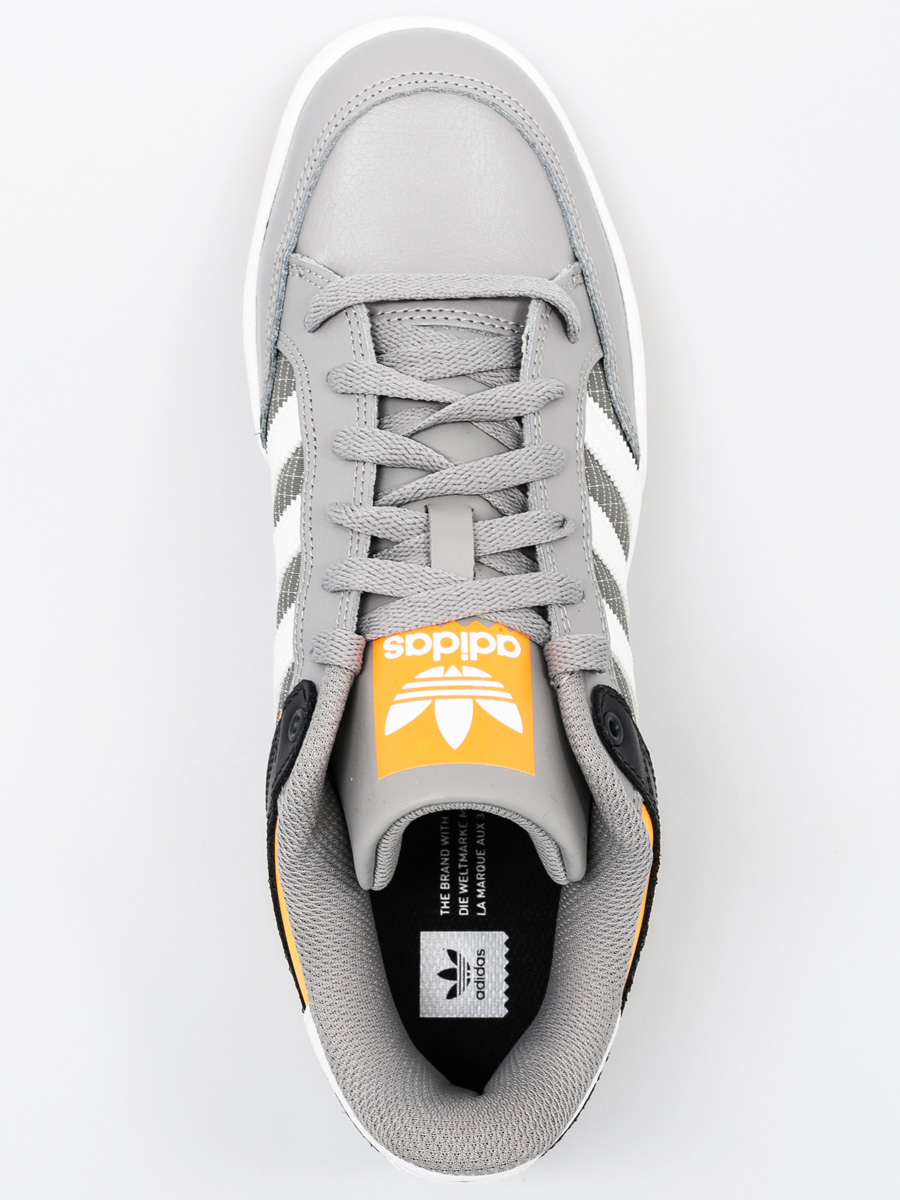 adidas Shoes Varial Low (mgsogr/ftwwht/sogold)