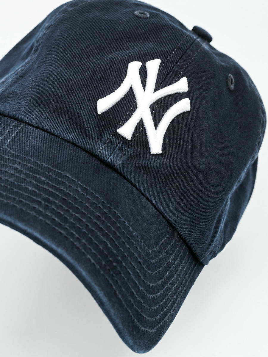 navy blue yankees hat