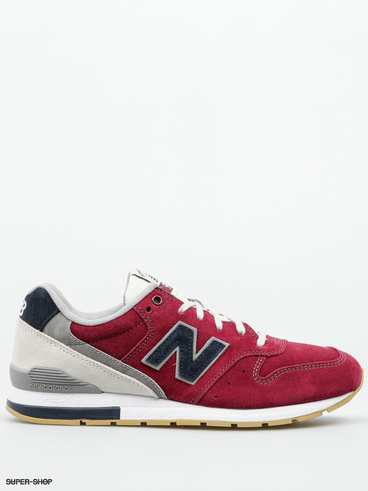 new balance 996 akcija