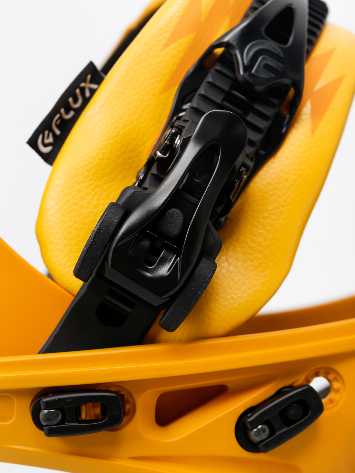 Mens Flux Snowboard bindings R2 (mustard)