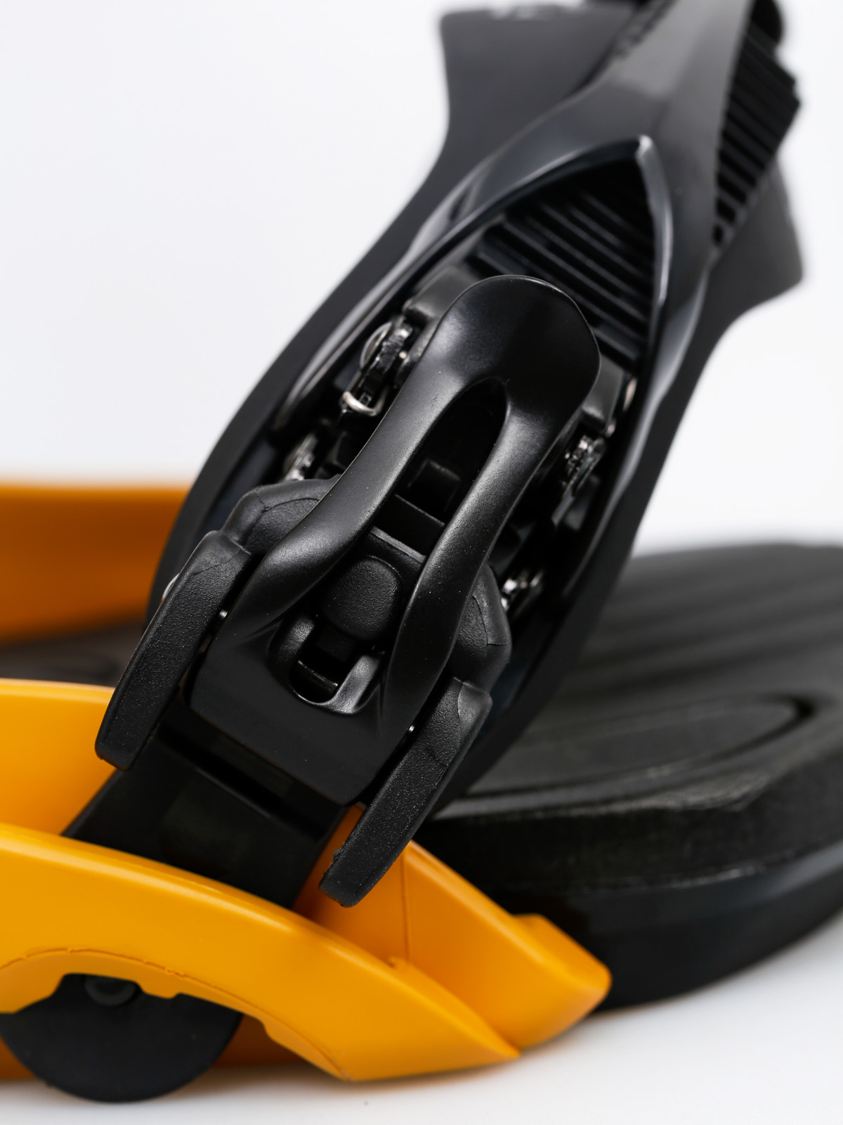 Mens Flux Snowboard bindings R2 (mustard)