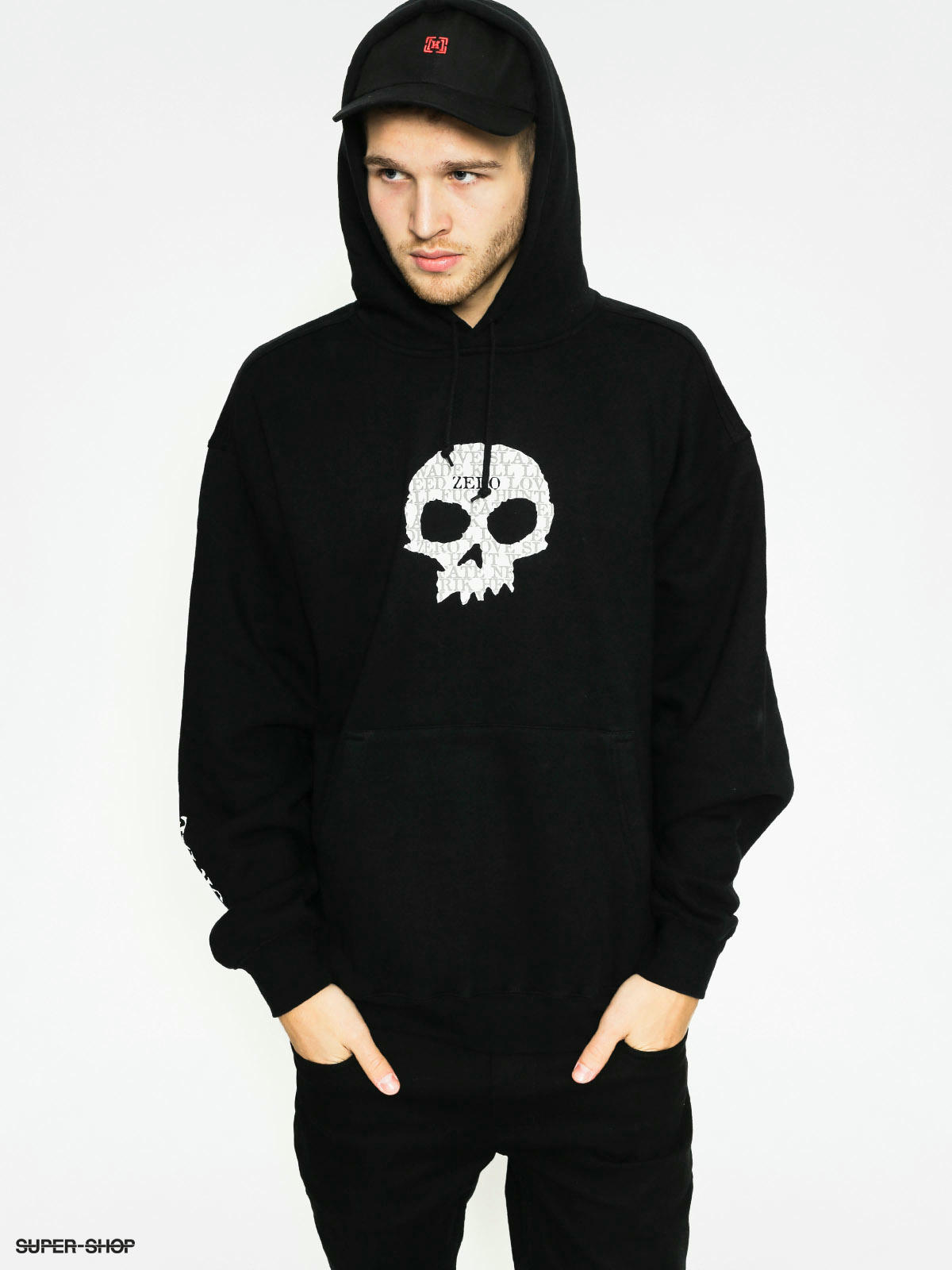 zero single skull hoodie