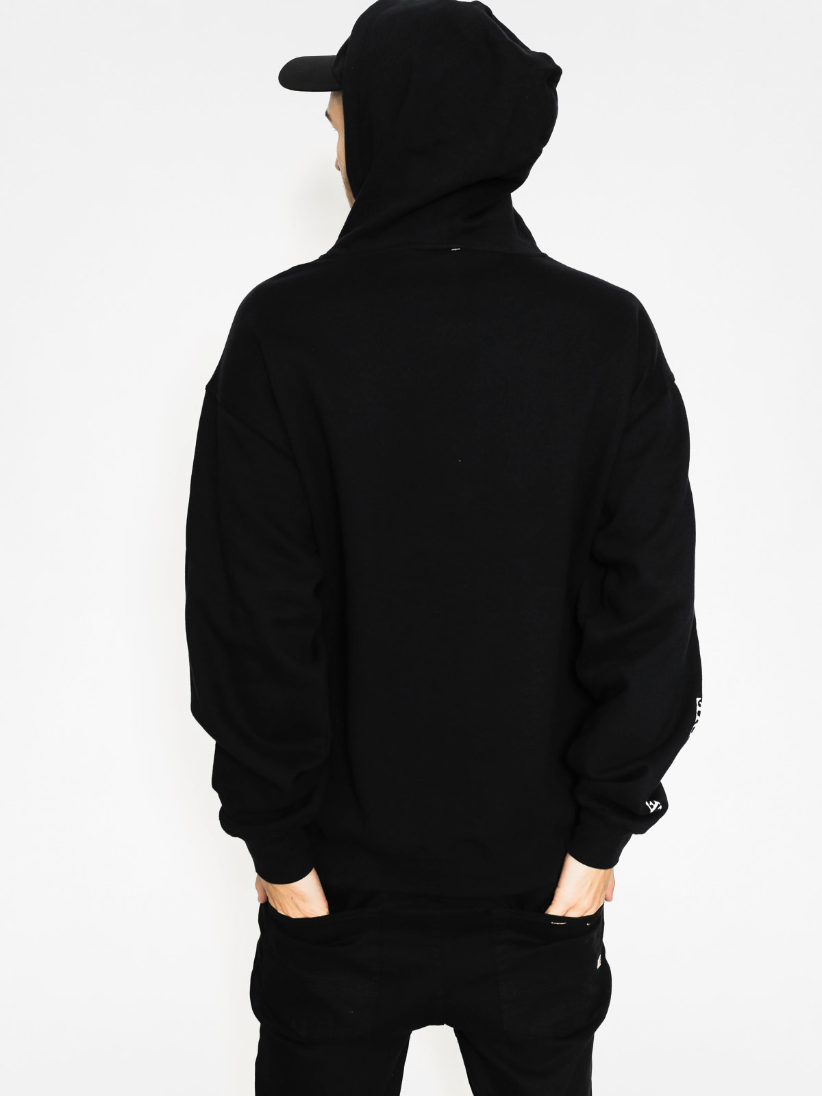 zero single skull hoodie