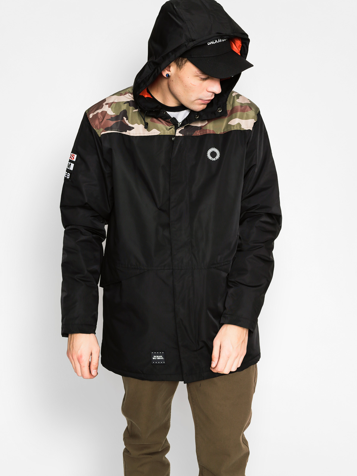 MassDnm Jacket Conversion Parka (black/camo)